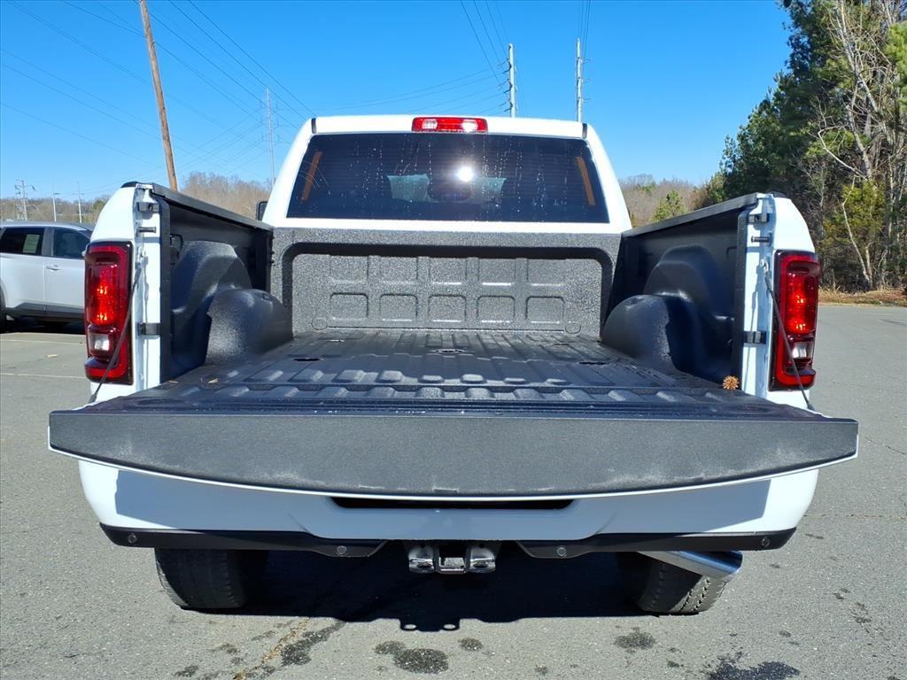 New 2026 Bright White Clearcoat Ram Big Horn image 22