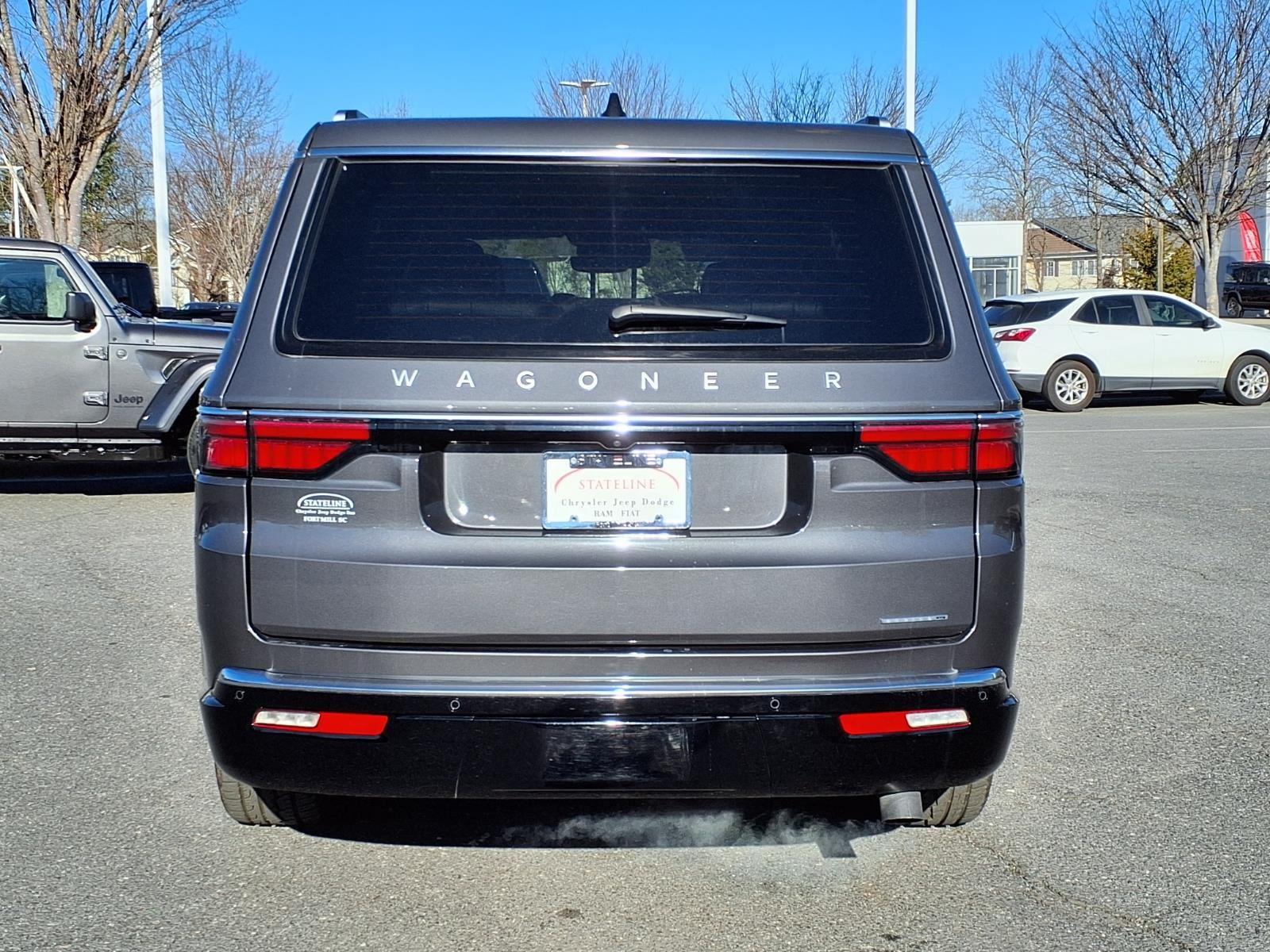 Used 2024 Baltic Gray Metallic Clearcoat Jeep Series III image 9