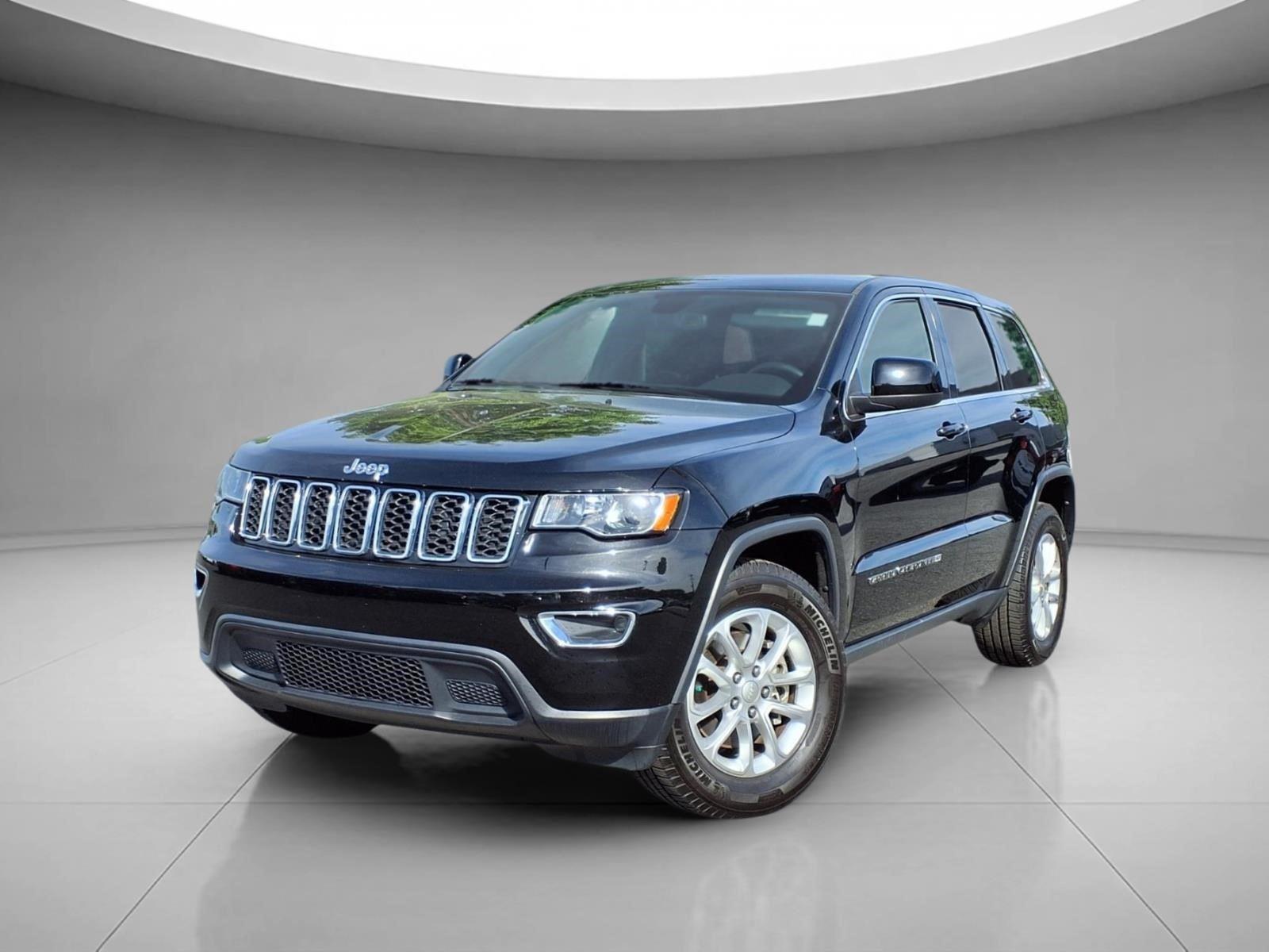 Diamond Black Crystal Pearlcoat 2022 Jeep Grand Cherokee WK Laredo X 4WD SUV / Crossover Four-Wheel Drive 8-Speed Automatic