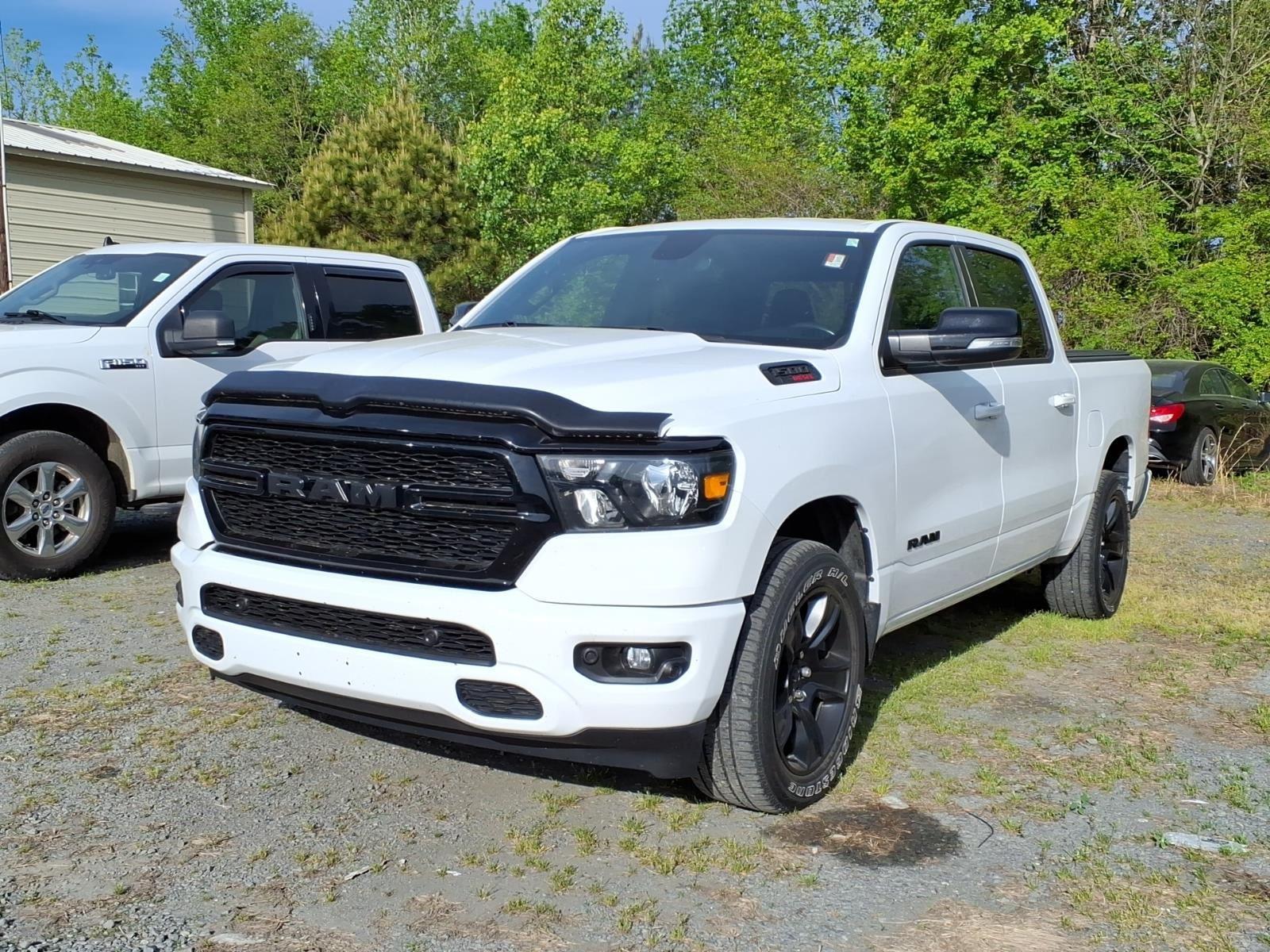 Bright White Clearcoat 2022 RAM 1500 Big Horn Crew Cab RWD Pickup Truck 4X2 8-Speed Automatic