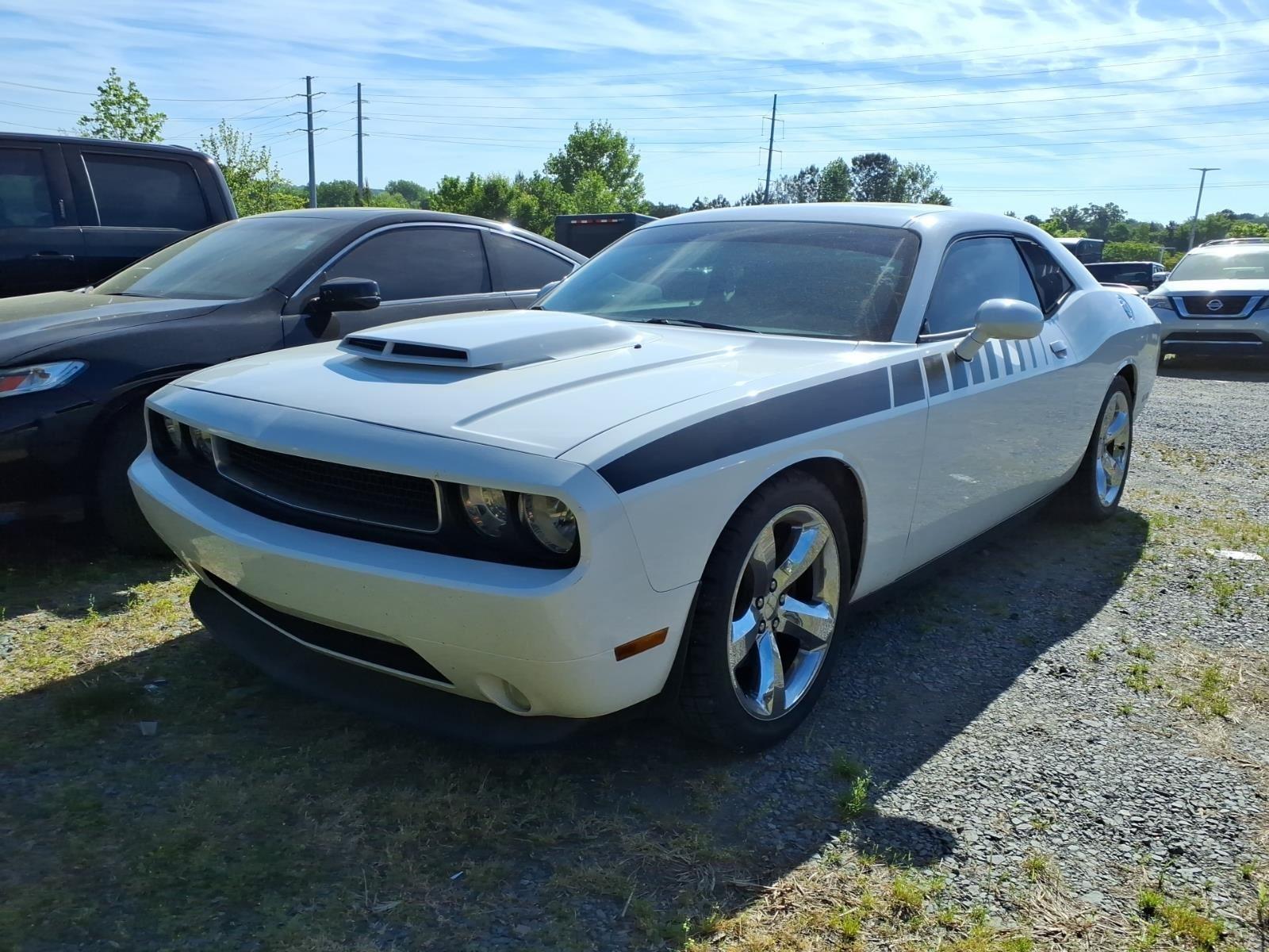 Bright White 2013 Dodge Challenger R/T Plus RWD Coupe Rear-Wheel Drive 5-Speed Automatic
