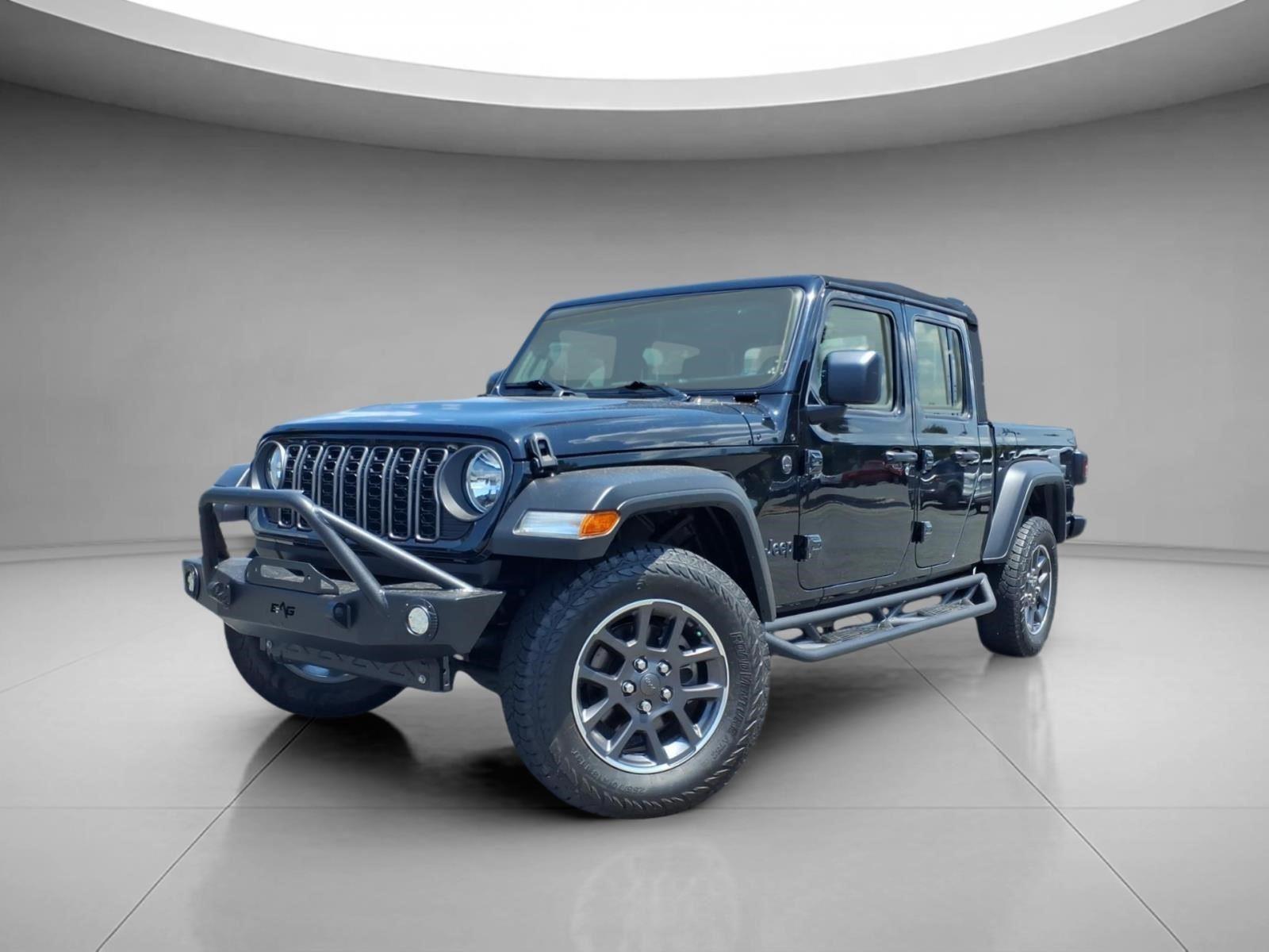 2024 Jeep Gladiator Sport