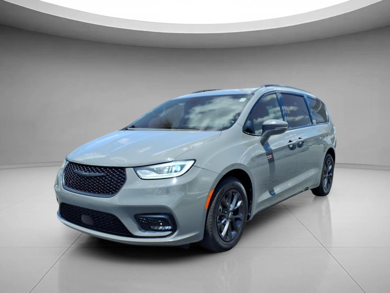 2021 Chrysler Pacifica Touring L FWD