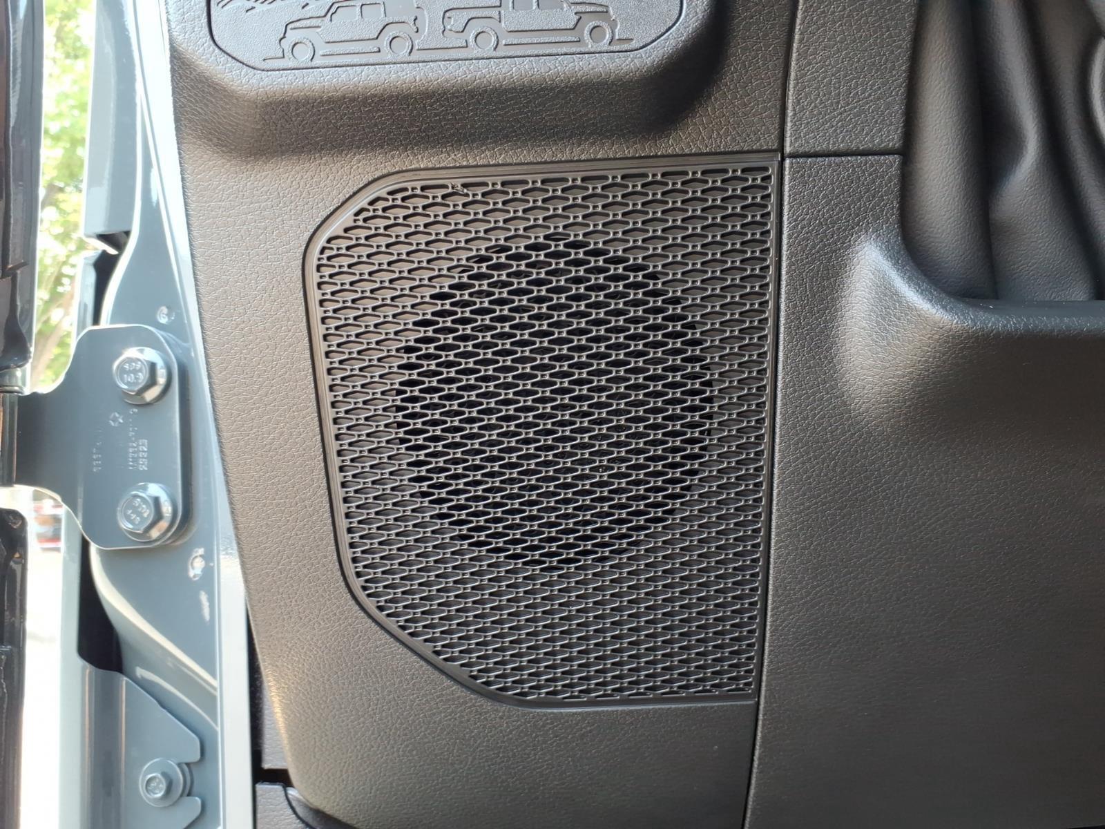 New 2026 Anvil Clearcoat Jeep Mojave image 7