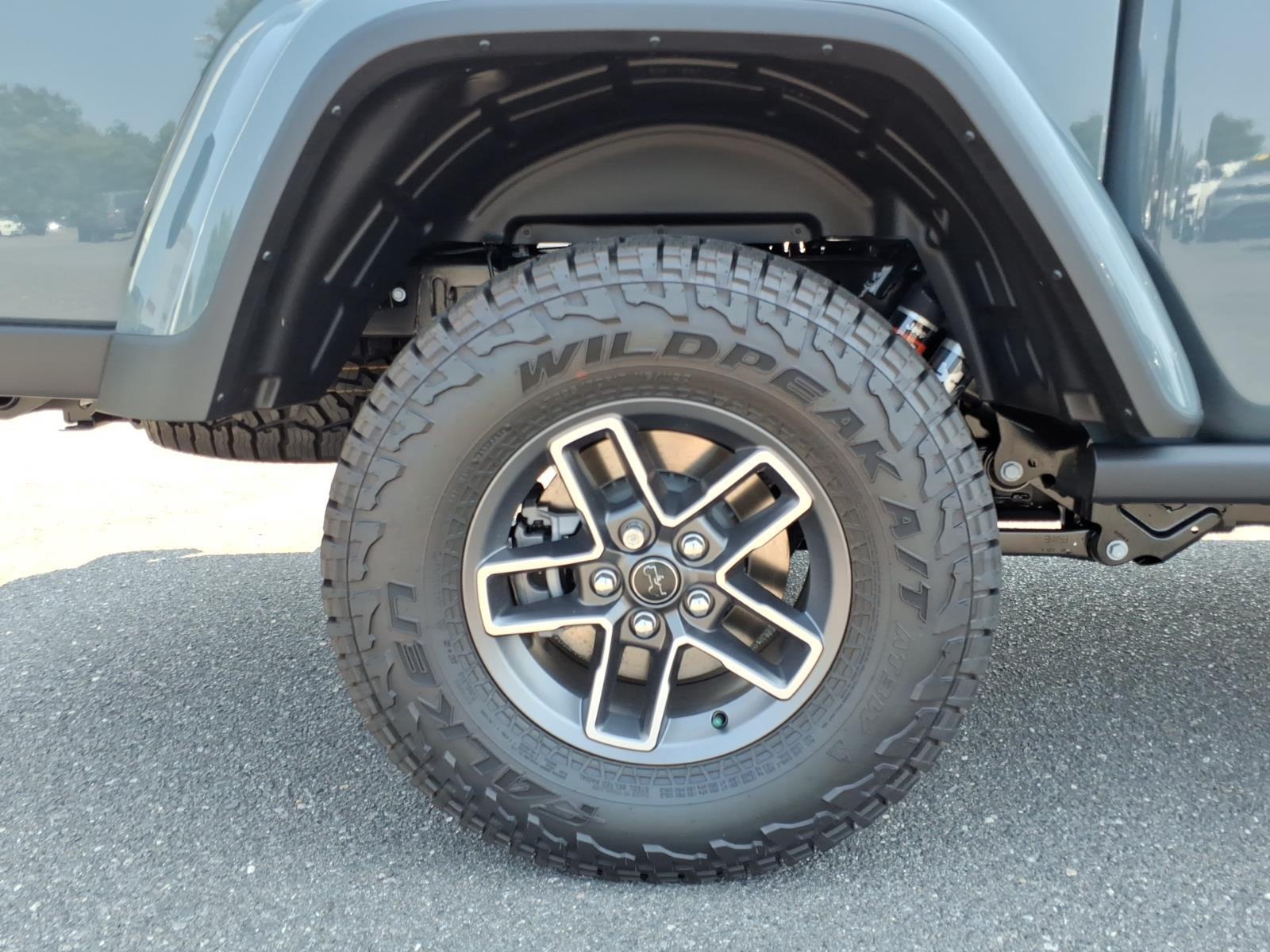 New 2026 Anvil Clearcoat Jeep Mojave image 14