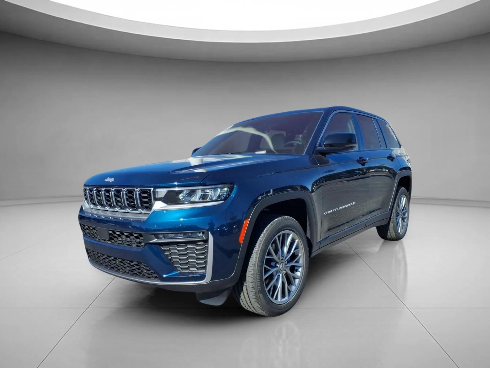 Fathom Blue Pearlcoat 2027 Jeep Grand Cherokee SUV / Crossover Four-Wheel Drive 8-Speed Automatic
