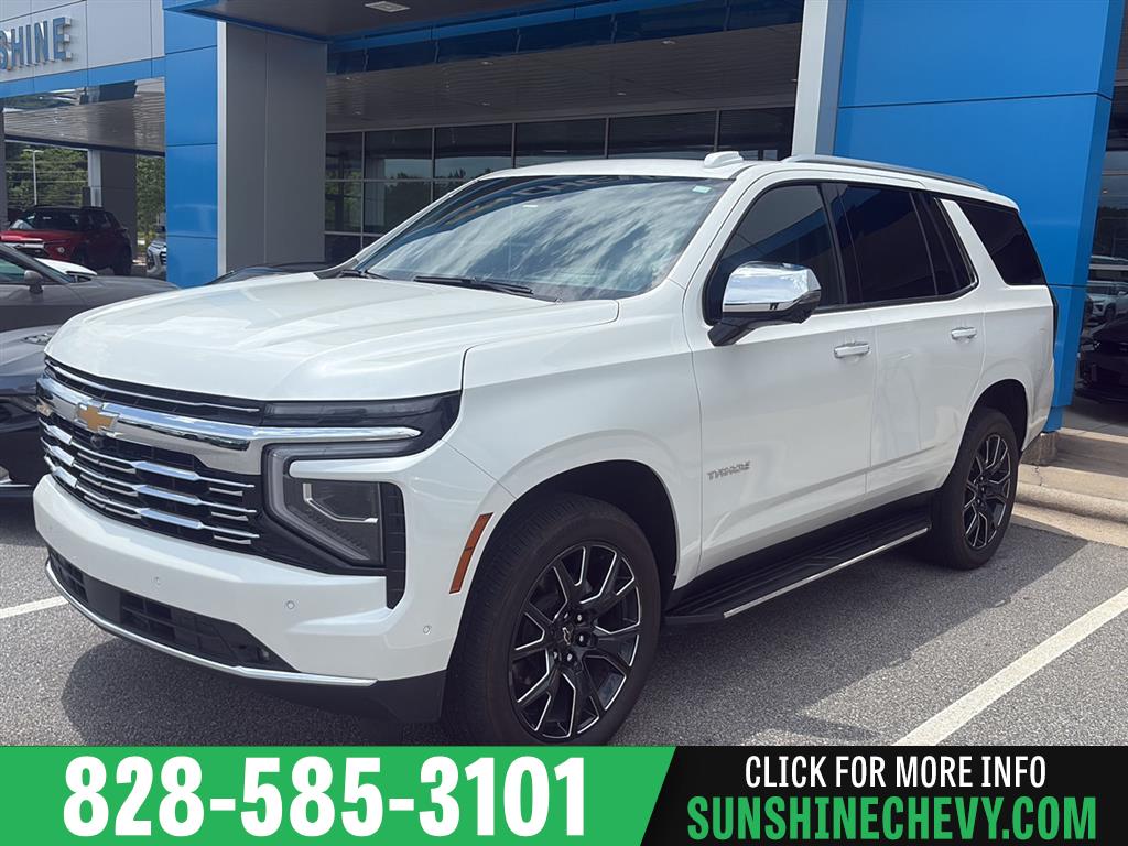 White (Iridescent Pearl Tricoat) 2025 Chevrolet Tahoe SUV / Crossover Four-Wheel Drive Automatic