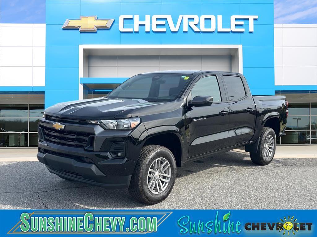Black 2024 Chevrolet Colorado LT Crew Cab RWD Pickup Truck 4X2 8-Speed Automatic