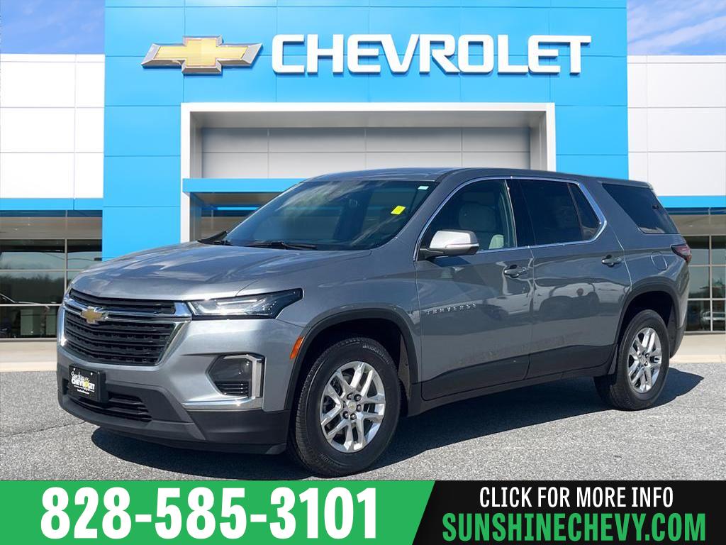 2023 Chevrolet Traverse LS AWD
