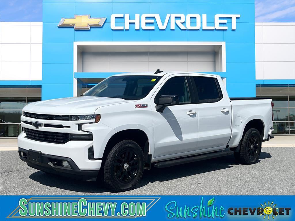Summit White 2019 Chevrolet Silverado 1500 RST Crew Cab 4WD Pickup Truck Four-Wheel Drive 8-Speed Automatic