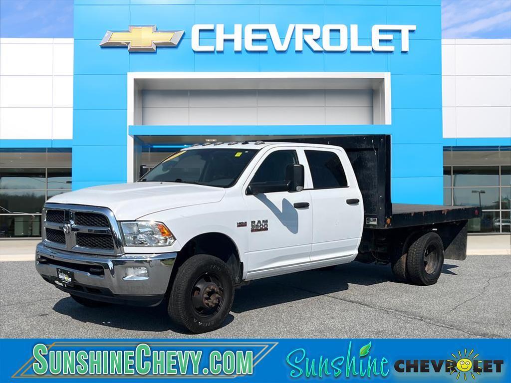 Bright White Clearcoat 2017 RAM 3500 Chassis Tradesman Crew Cab 4WD Pickup Truck Four-Wheel Drive 6-Speed Automatic