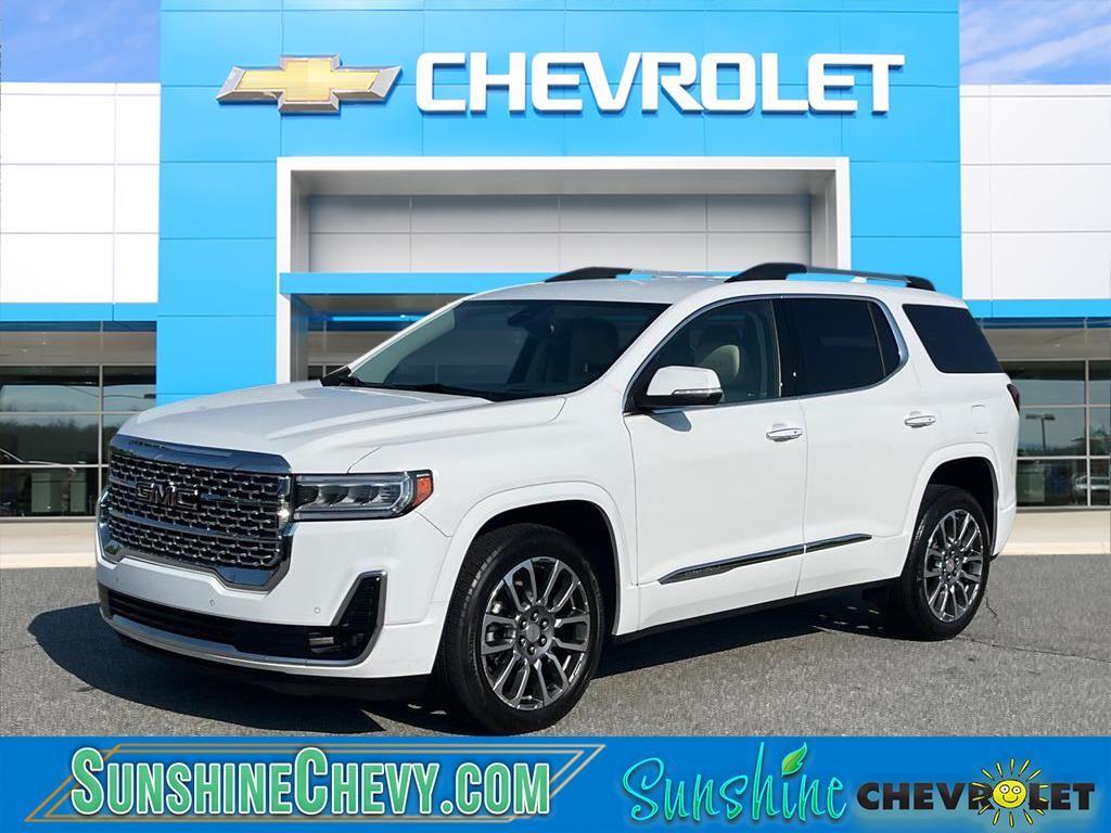 Summit White 2023 GMC Acadia Denali AWD SUV / Crossover Four-Wheel Drive 9-Speed Automatic