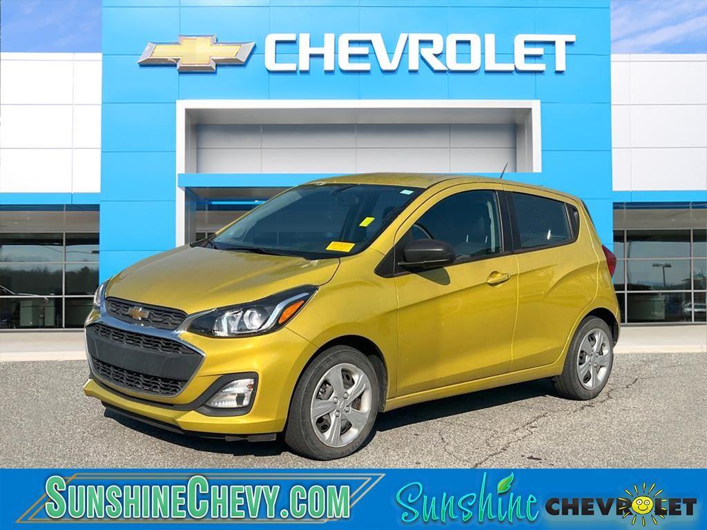Nitro Yellow 2022 Chevrolet Spark LS FWD Hatchback Front-Wheel Drive Continuously Variable Transmission