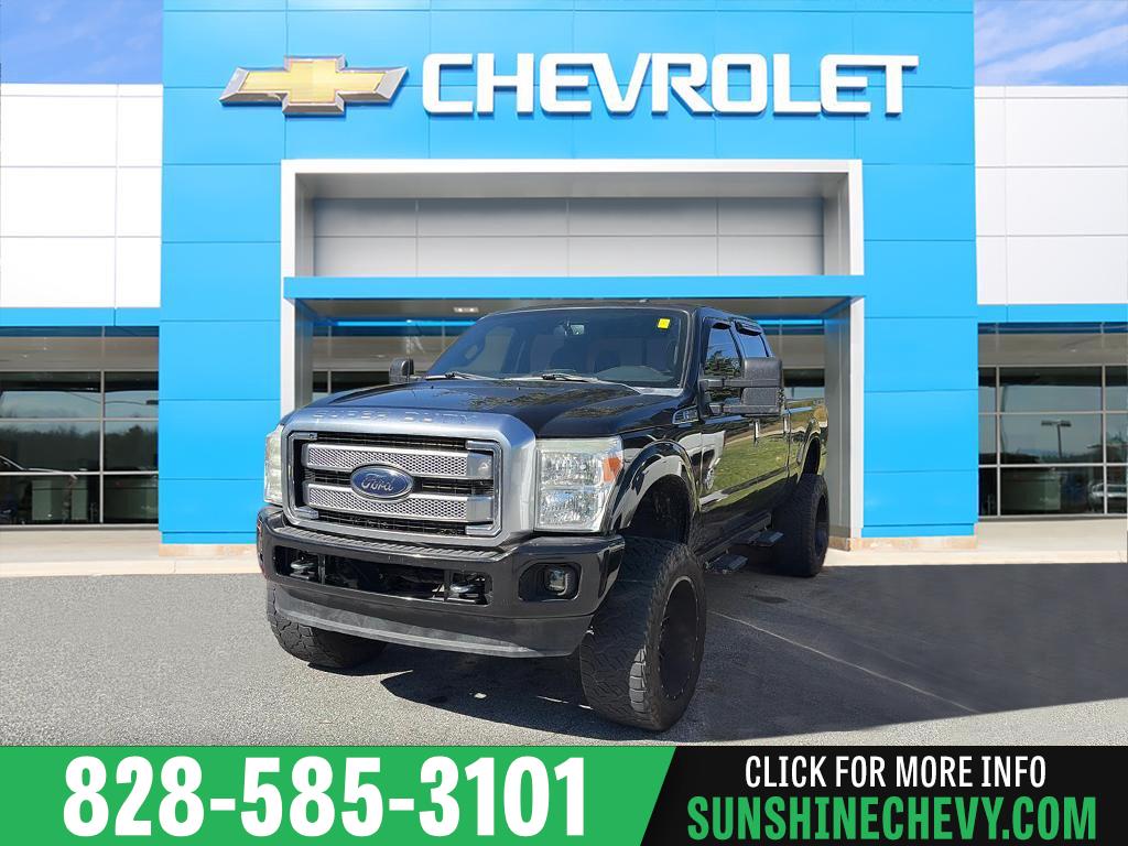 Tuxedo Black Metallic 2014 Ford F-250 Super Duty Pickup Truck Four-Wheel Drive 6-Speed Automatic