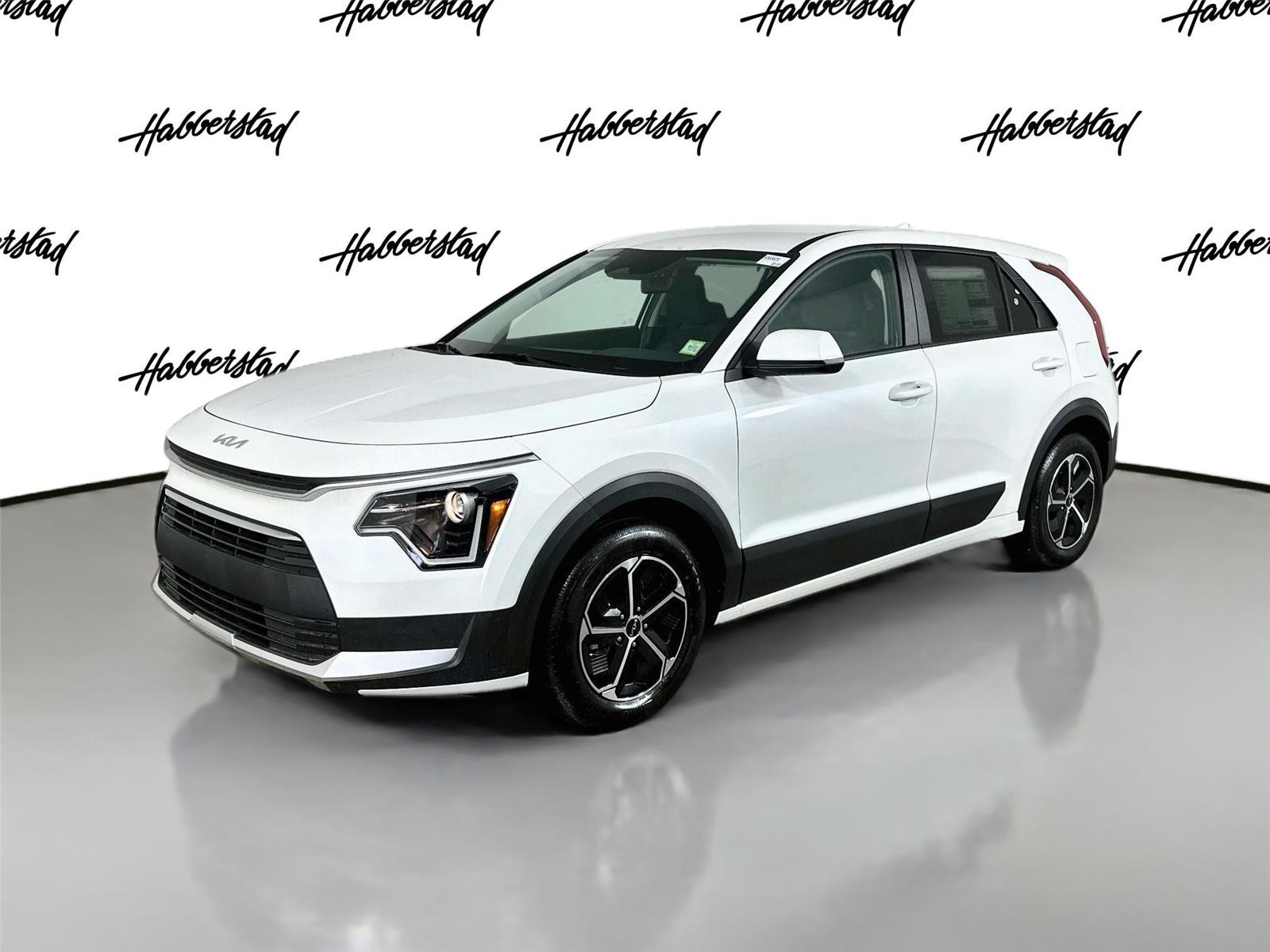 Snow White Pearl 2026 Kia Niro SUV / Crossover Front-Wheel Drive 6-Speed Automatic