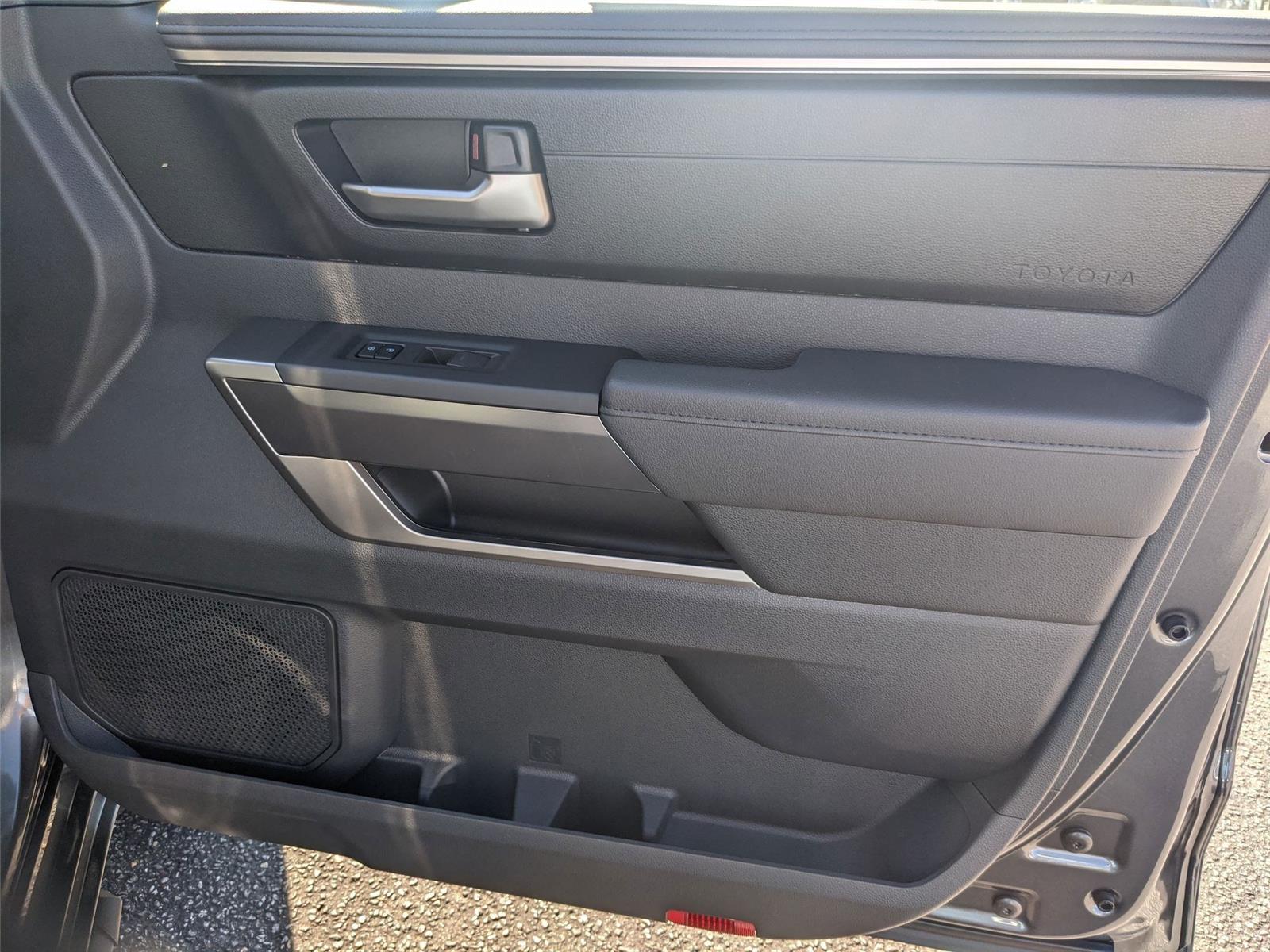 2024 Toyota Tundra SR5 - Photo 29