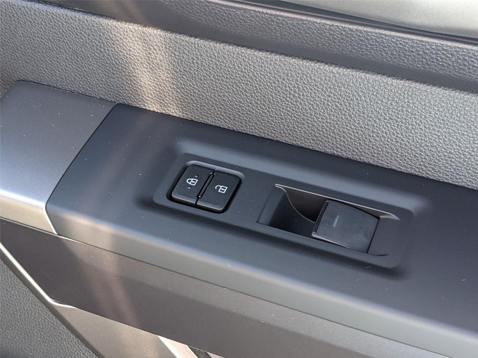 2024 Toyota Tundra SR5 - Photo 31