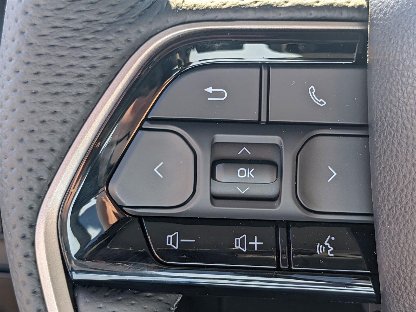 2024 Toyota Tundra SR5 - Photo 16