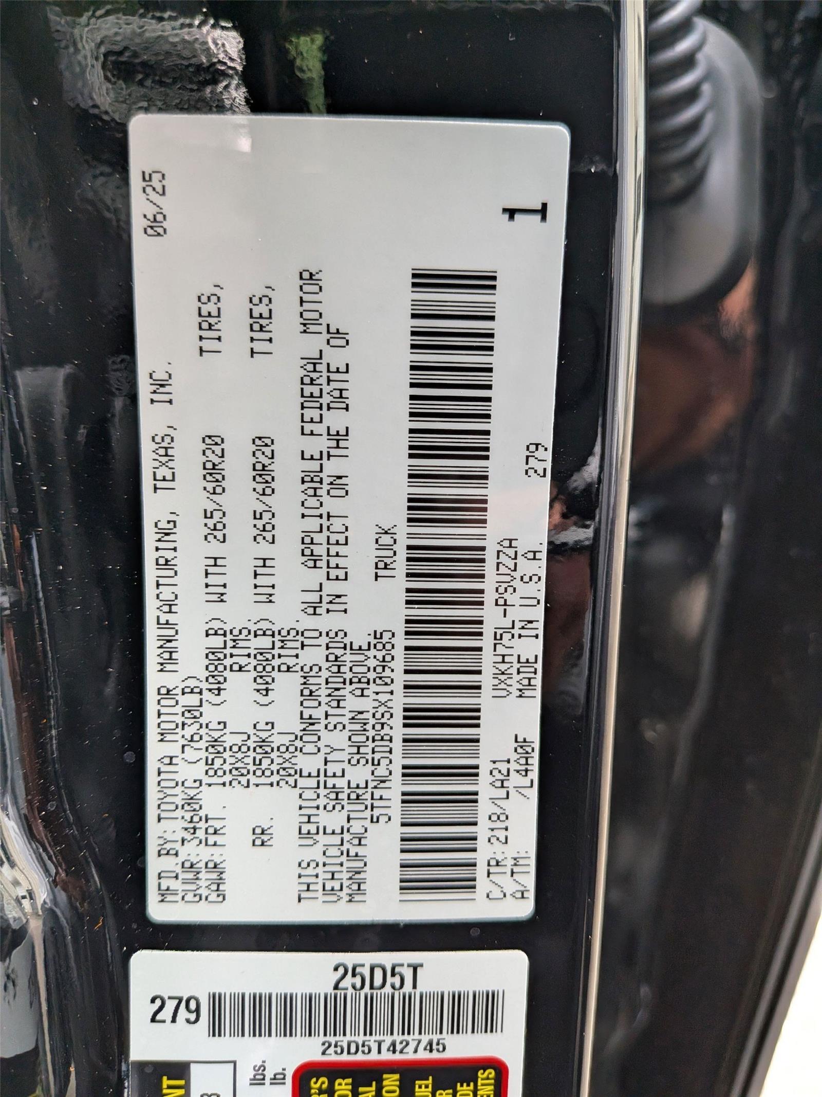 New 2025 Midnight Black Met Toyota Platinum Hybrid image 39