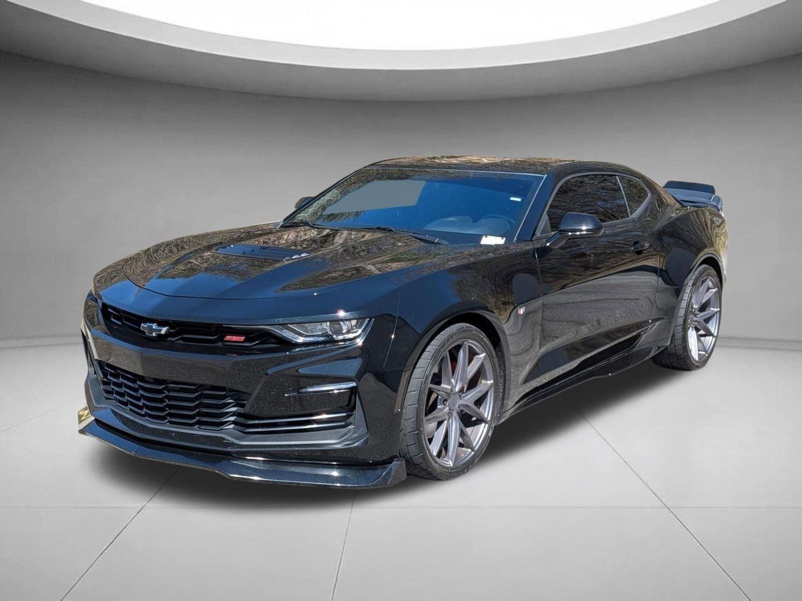 Black 2021 Chevrolet Camaro 1SS Coupe RWD Coupe Rear-Wheel Drive 6-Speed Manual
