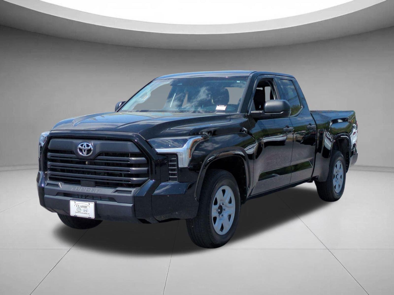 Midnight Black Metallic 2022 Toyota Tundra SR Double Cab RWD Pickup Truck 4X2 Automatic