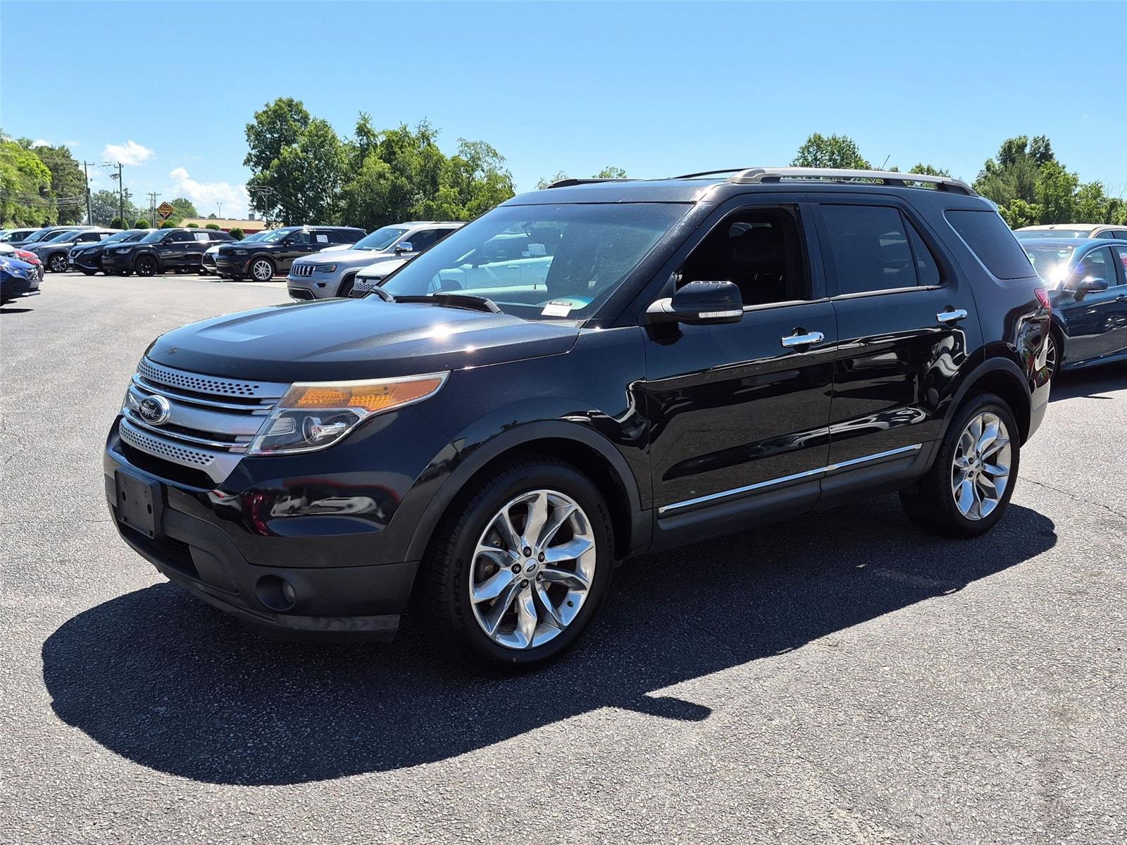 2014 Ford Explorer XLT 4WD SUV / Crossover All-Wheel Drive 6-Speed Automatic