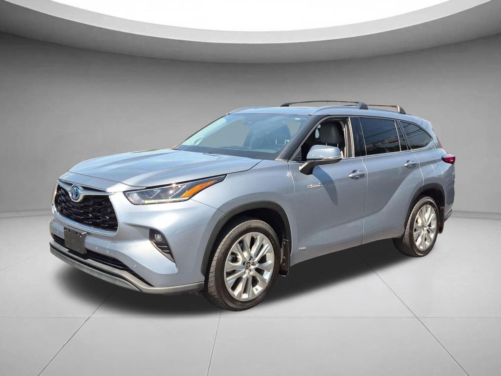 Moon Dust 2021 Toyota Highlander Hybrid Limited AWD SUV / Crossover All-Wheel Drive Continuously Variable Transmission