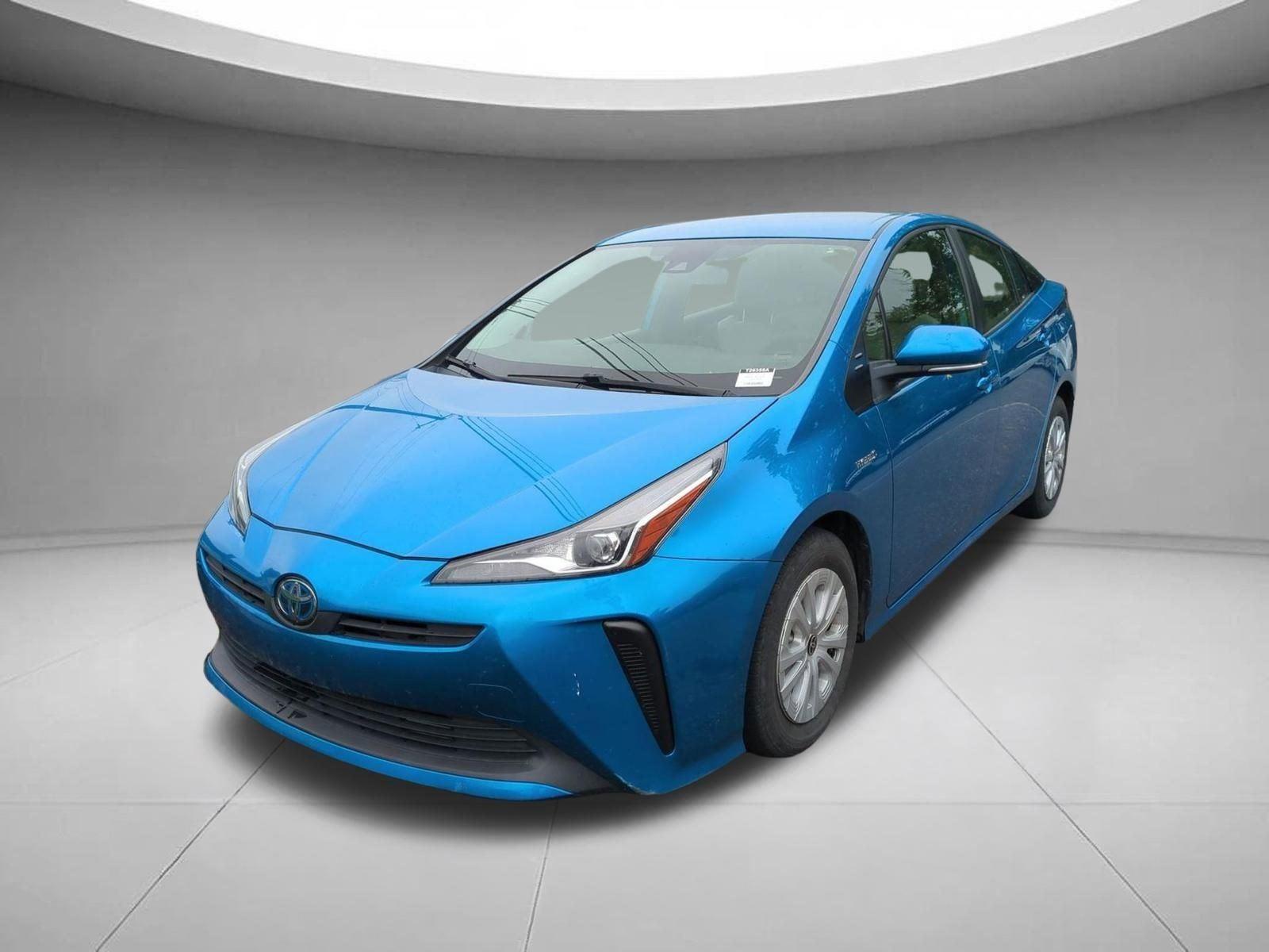 Electric Storm Blue 2020 Toyota Prius XLE FWD Hatchback Front-Wheel Drive Continuously Variable Transmission
