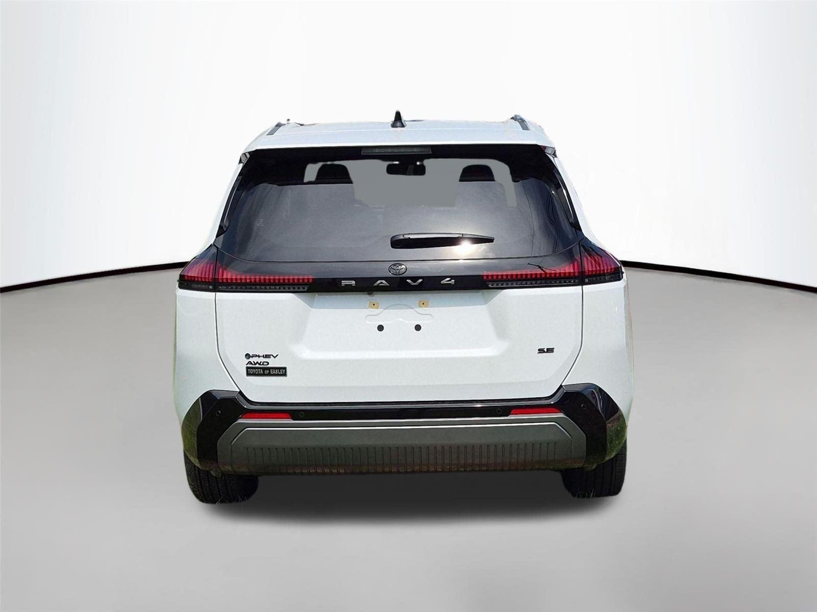 New 2026 Ice Cap Toyota SE image 4