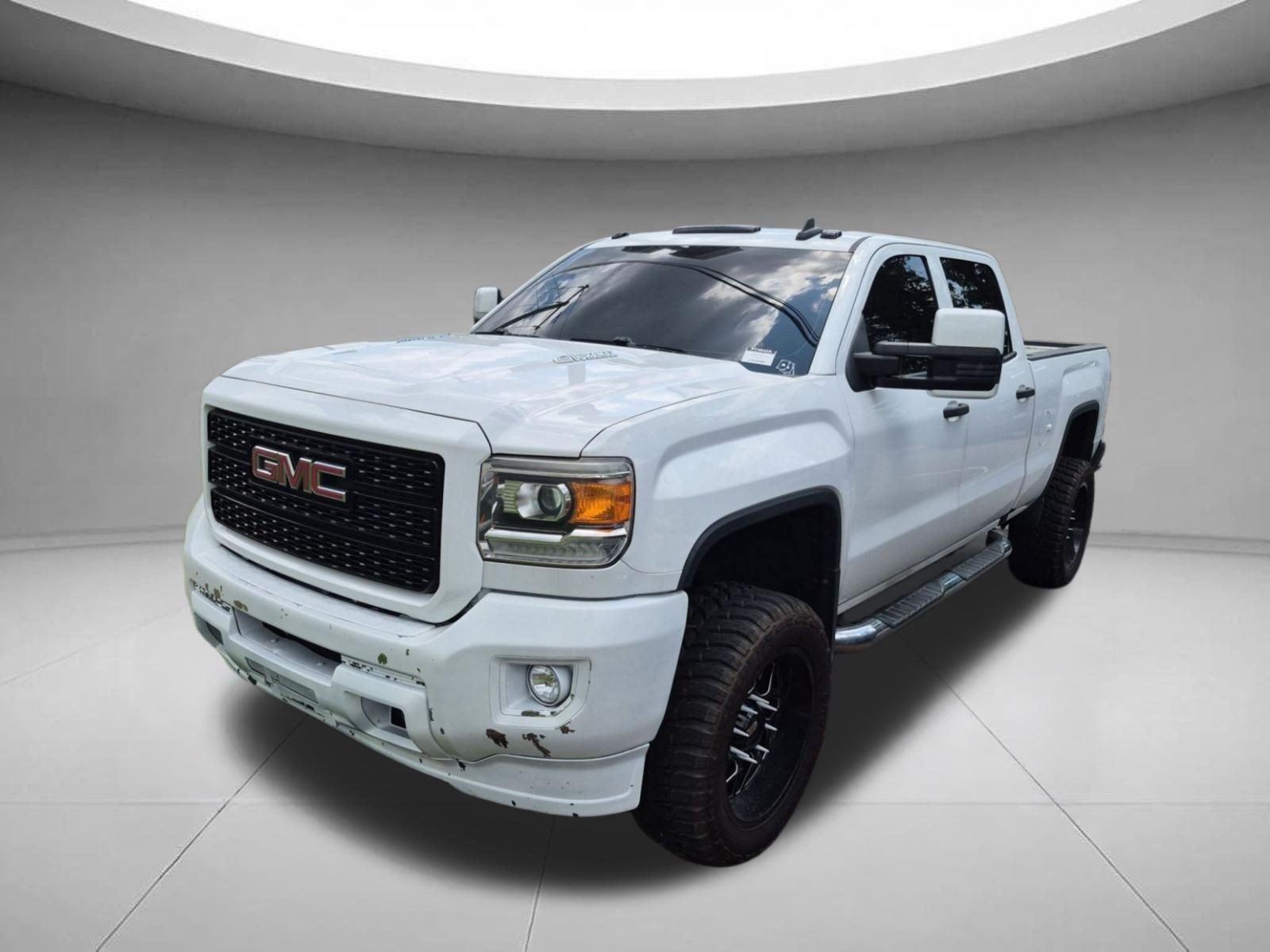 Summit White 2016 GMC Sierra 2500HD Pickup Truck Four-Wheel Drive 6-Speed Automatic