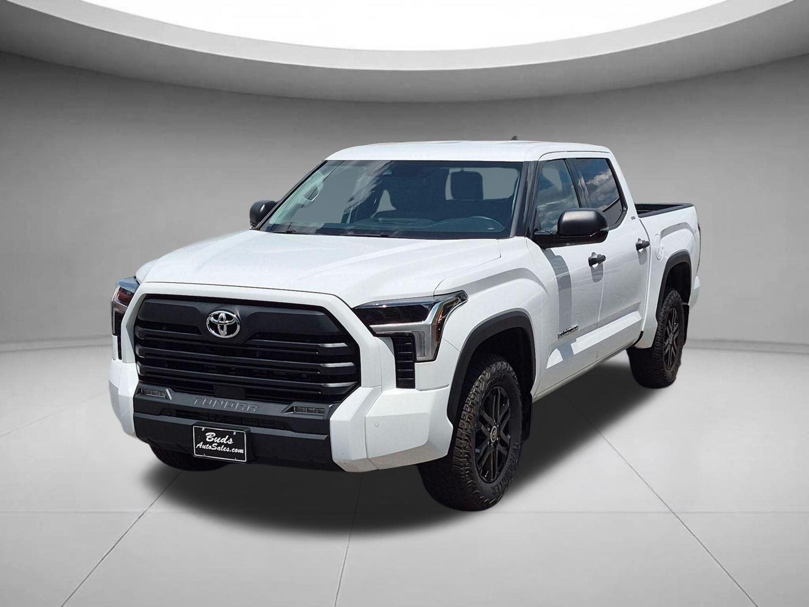 2023 Toyota Tundra SR5 CrewMax Cab 4WD