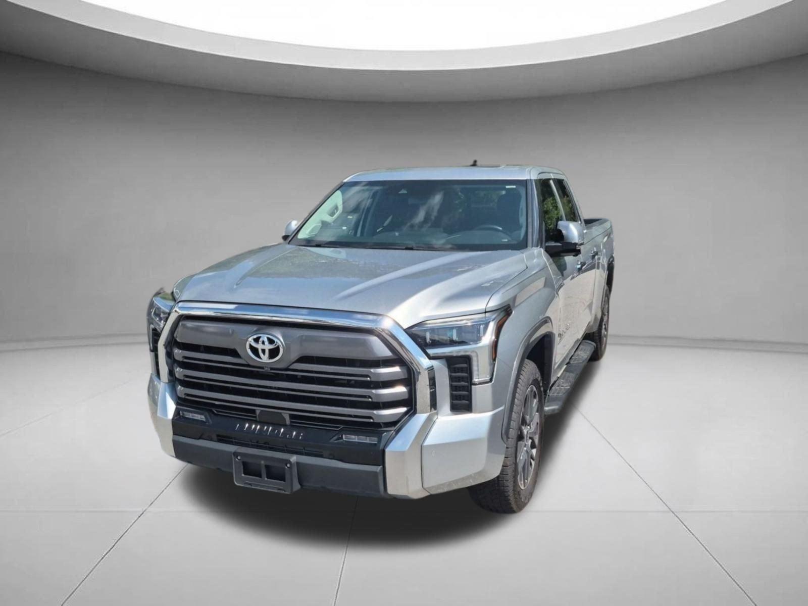 Celestial Silver Metallic 2022 Toyota Tundra Pickup Truck Four-Wheel Drive Automatic