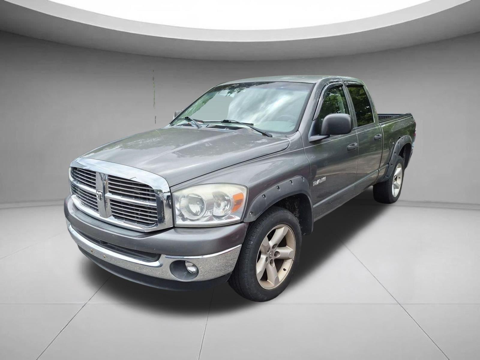Mineral Gray Metallic 2008 Dodge RAM 1500 Pickup Truck Four-Wheel Drive 5-Speed Automatic