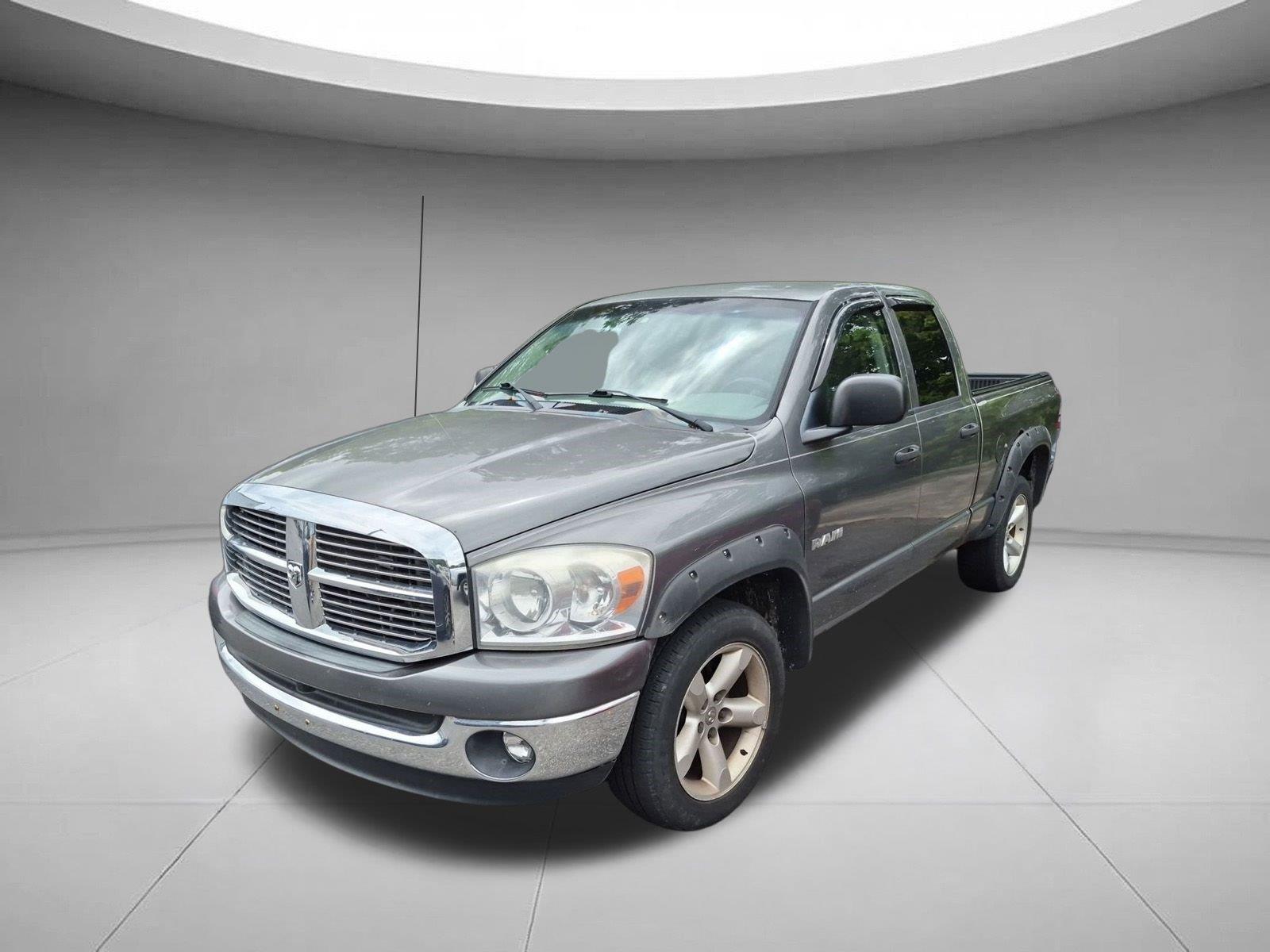 Mineral Gray Metallic 2008 Dodge RAM 1500 Pickup Truck Four-Wheel Drive 5-Speed Automatic