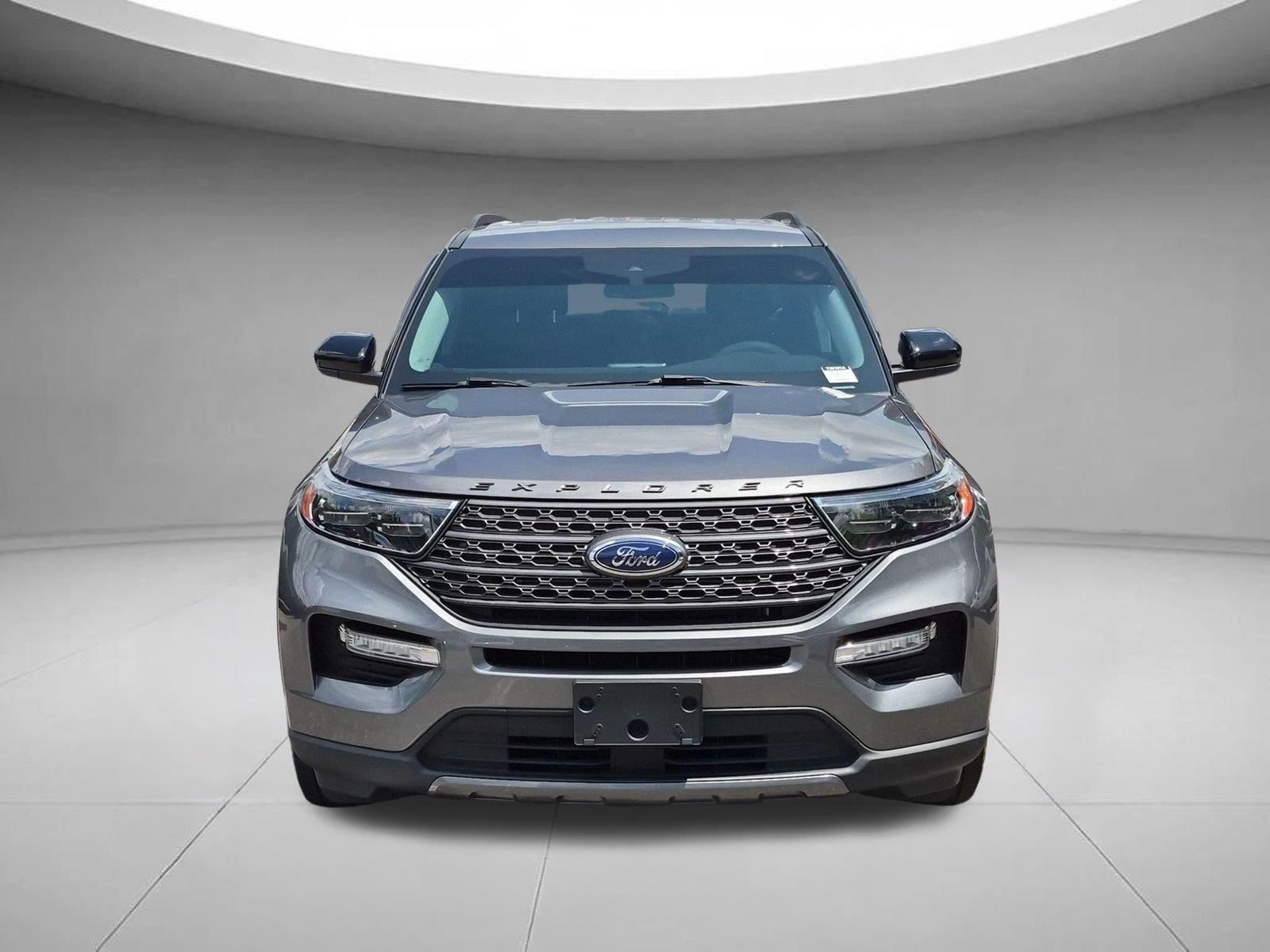 Used 2024 Carbonized Gray Metallic Ford XLT image 8