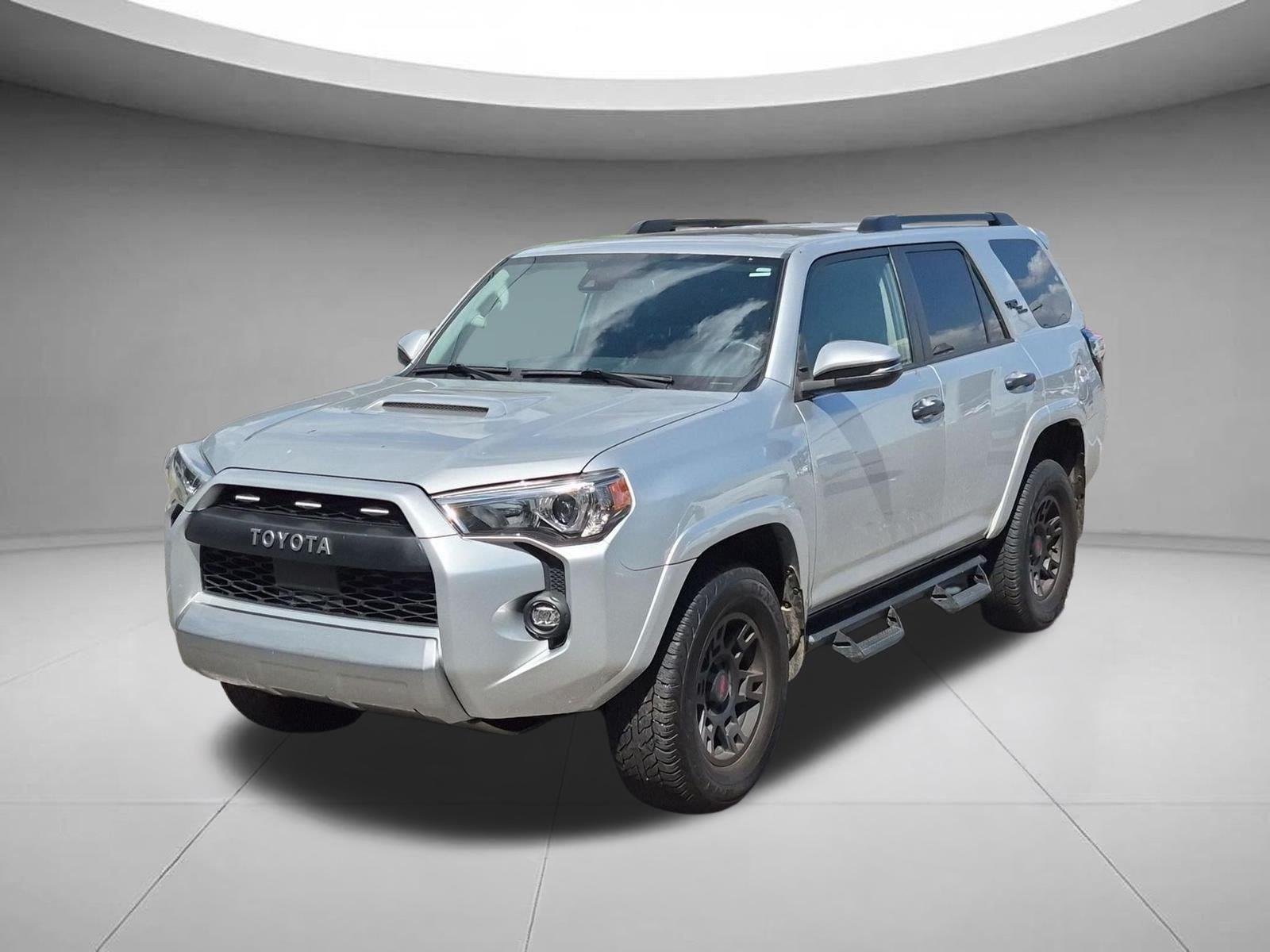 Classic Silver Metallic 2022 Toyota 4Runner SUV / Crossover Four-Wheel Drive Automatic
