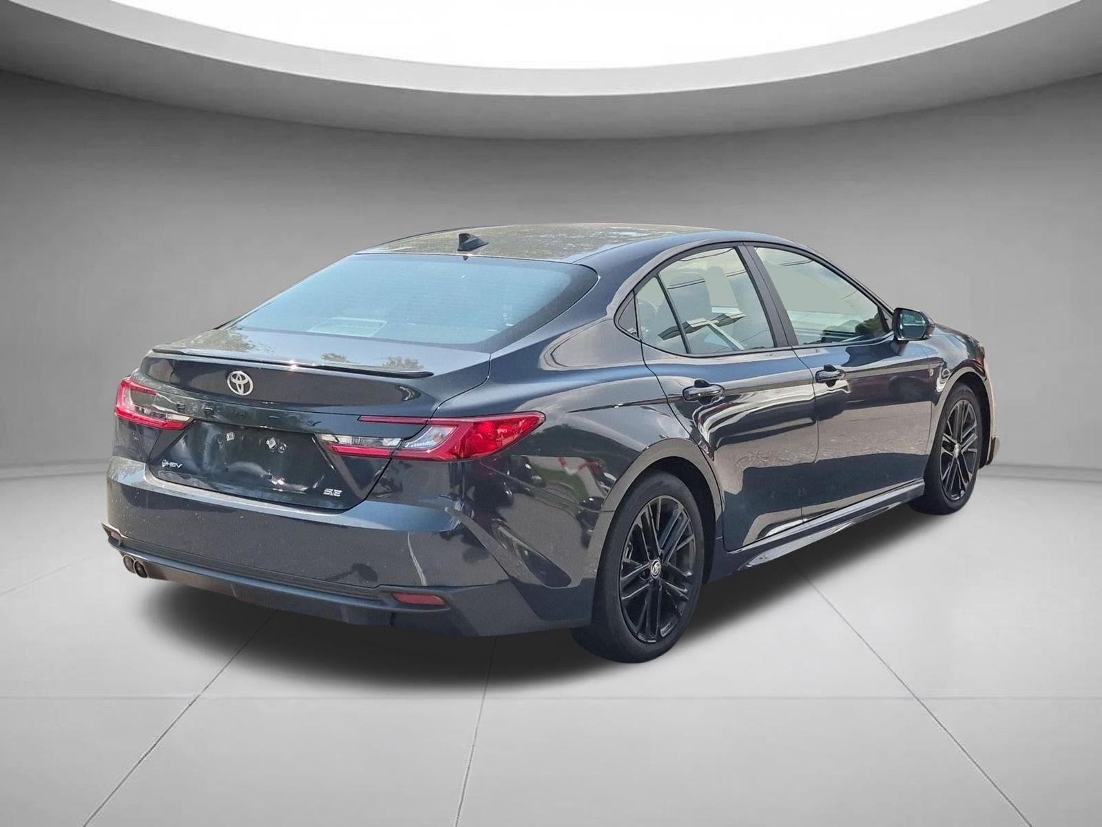 Used 2025 Underground Toyota SE image 5