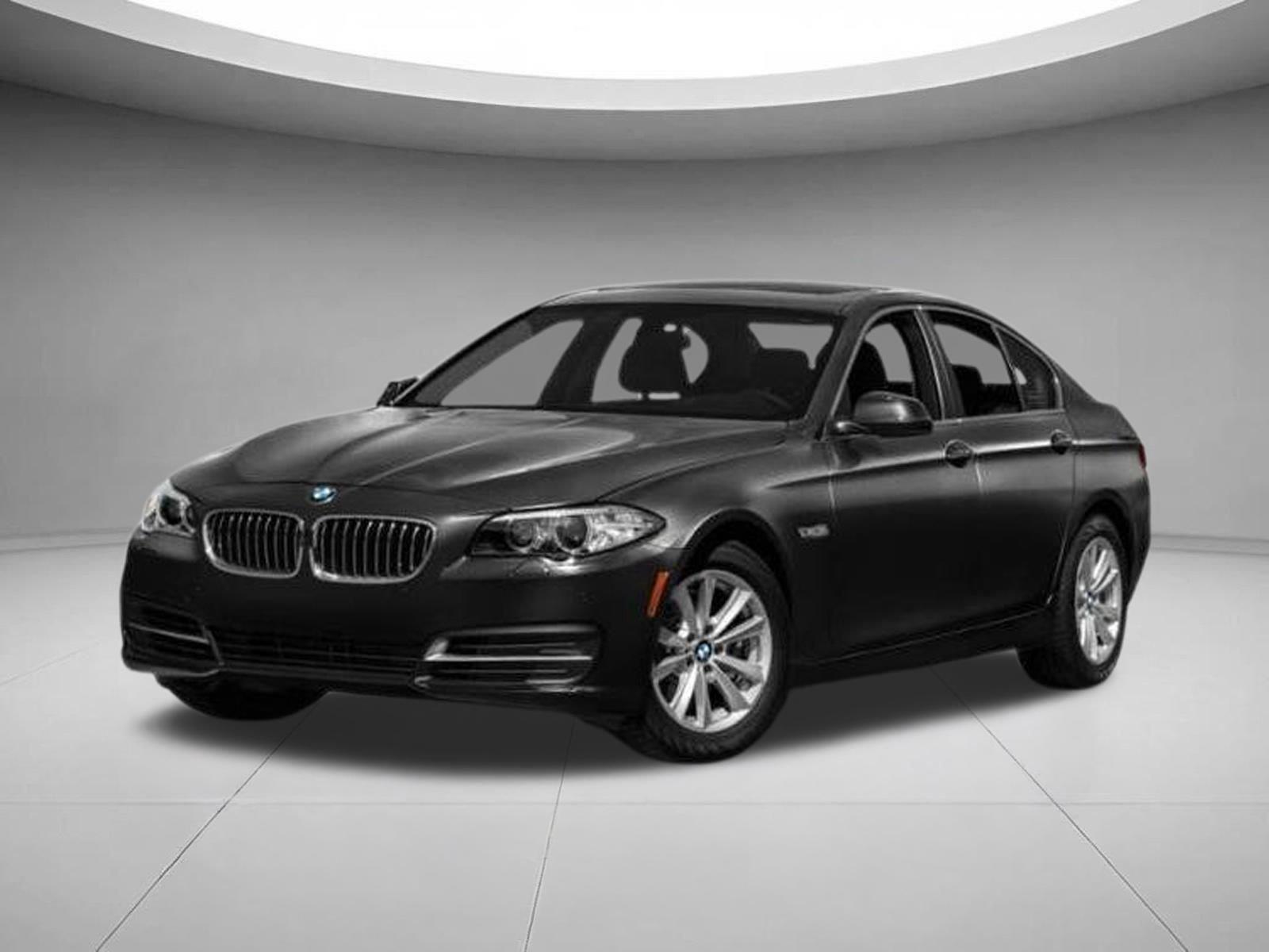 Gray (Dark Graphite Metallic) 2015 BMW 5 Series Sedan All-Wheel Drive 