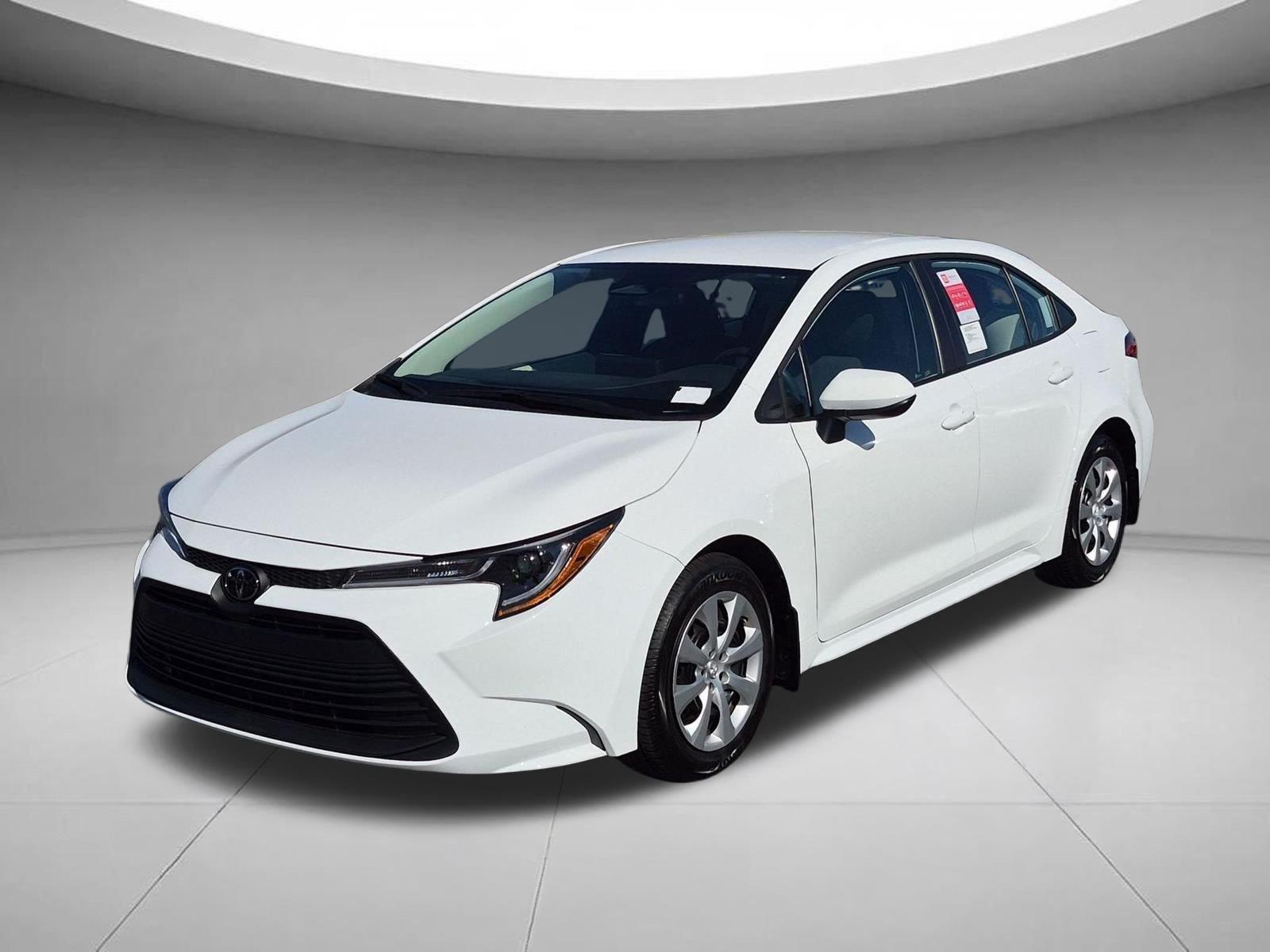 2026 Toyota Corolla LE FWD