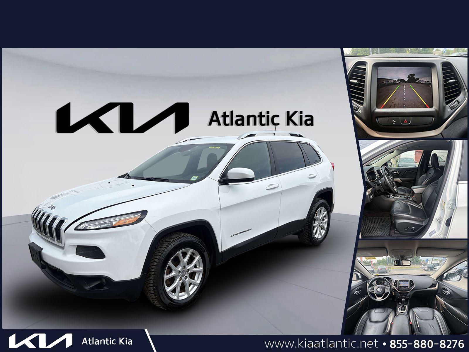 Bright White Clearcoat 2017 Jeep Cherokee Latitude 4WD SUV / Crossover Four-Wheel Drive 9-Speed Automatic