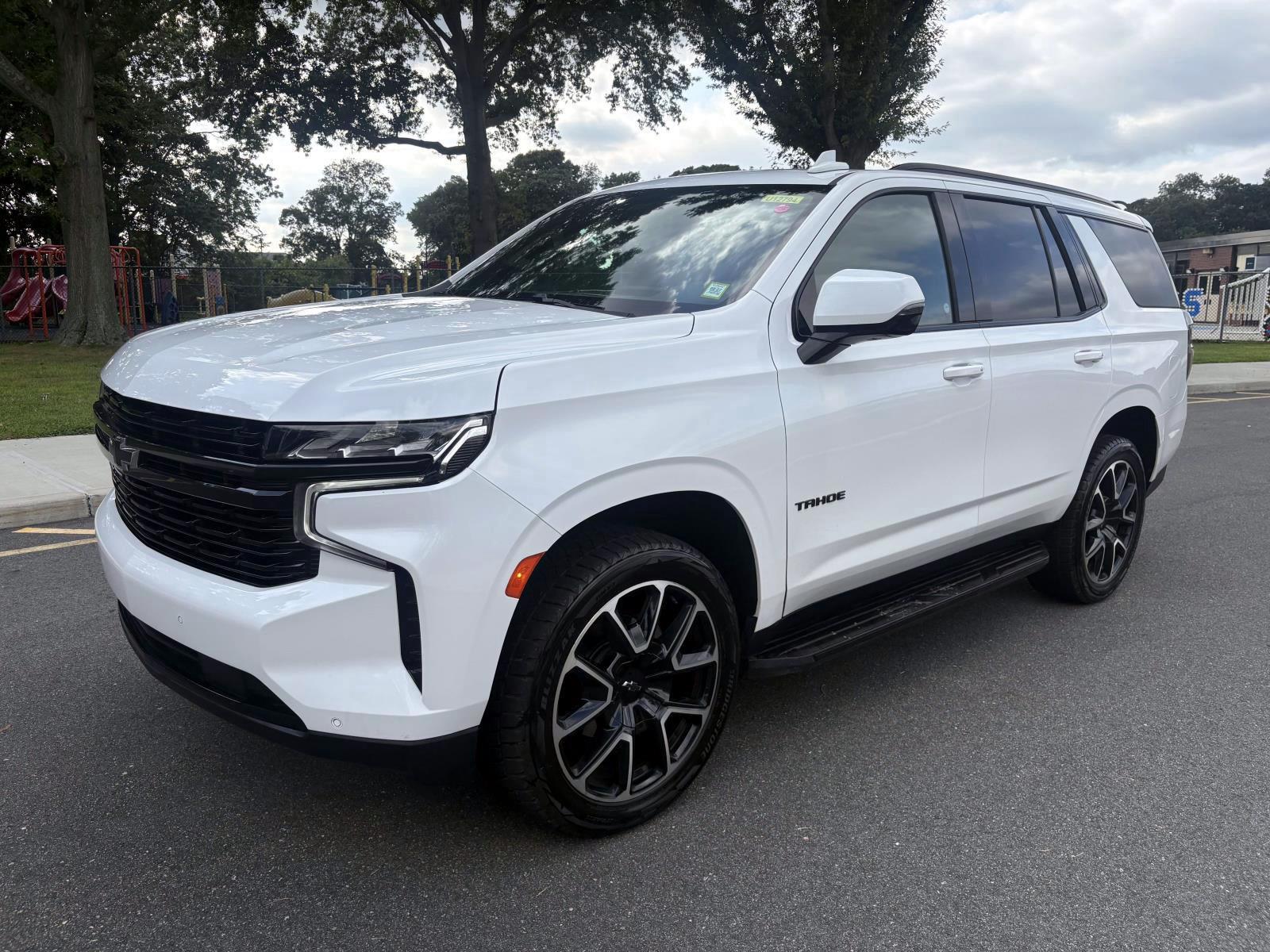 Summit White 2023 Chevrolet Tahoe SUV / Crossover Four-Wheel Drive Automatic