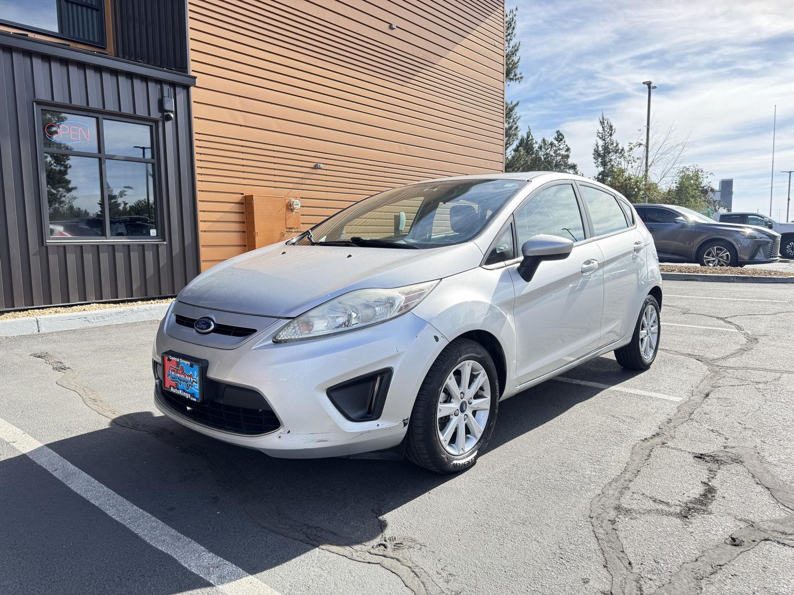 Ingot Silver Metallic 2012 Ford Fiesta Hatchback Front-Wheel Drive 6-Speed Automatic
