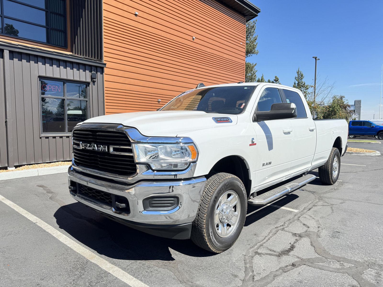Bright White Clearcoat 2021 RAM 3500 Pickup Truck Four-Wheel Drive 6-Speed Automatic