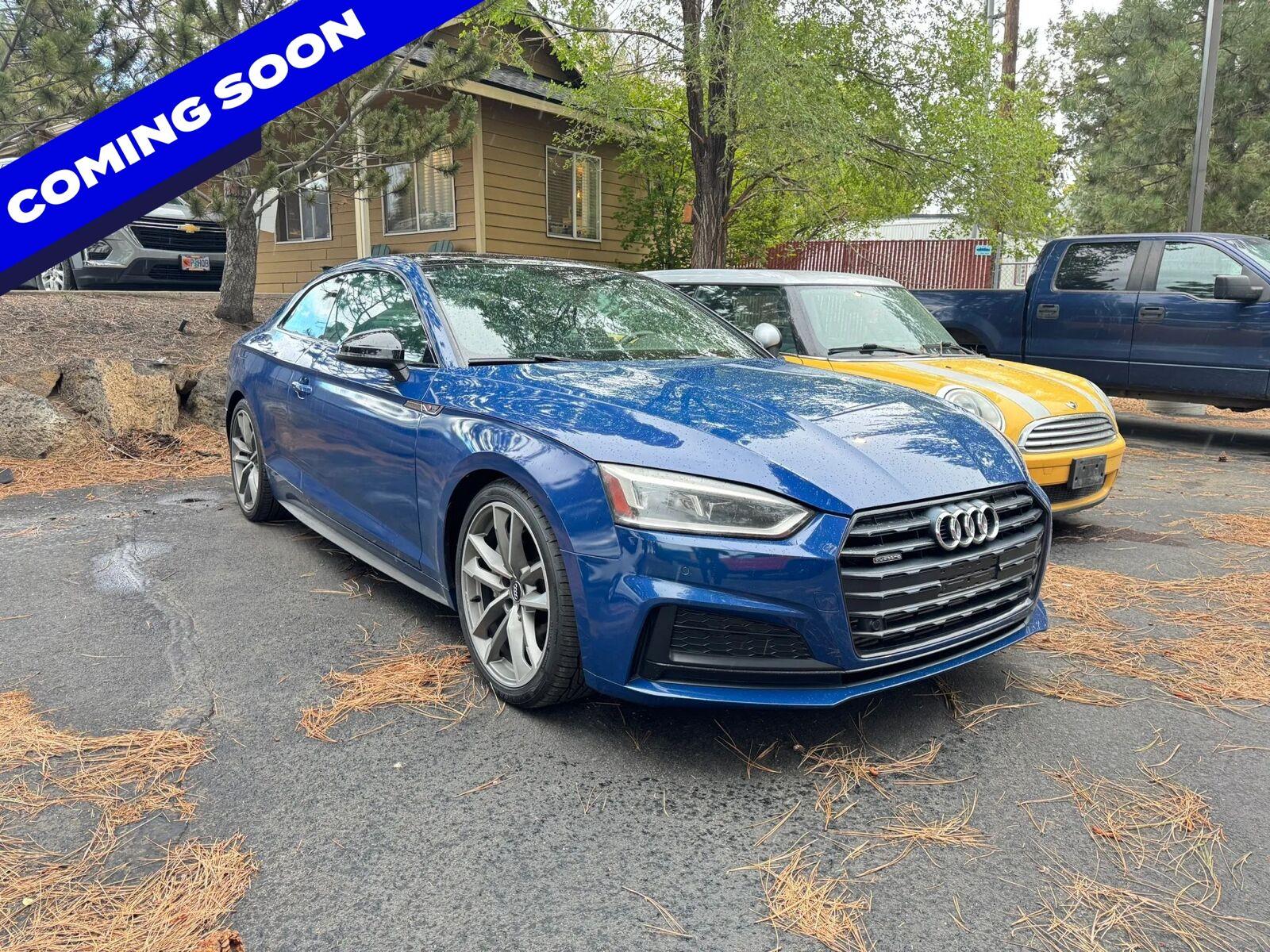2019 Audi A5 Azul (Ascari Blue Metallic) Coupé Tracción en las cuatro ruedas Automática