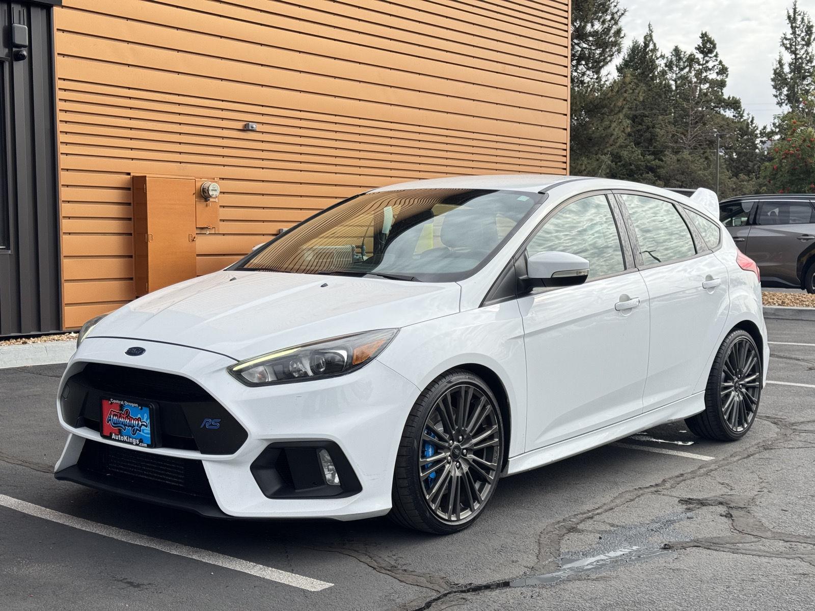 Frozen White 2017 Ford Focus RS Hatchback All-Wheel Drive 6-Speed Manual