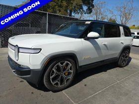 2022 Rivian R1S SUV / Crossover All-Wheel Drive Automatic