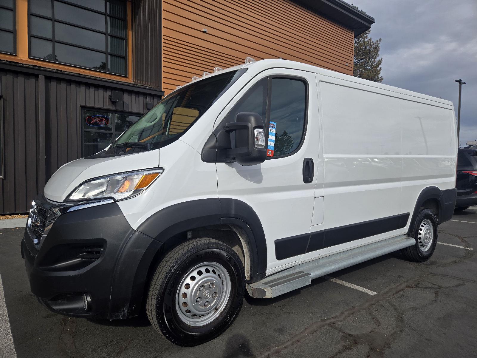 2025 RAM ProMaster 2500 Tradesman 136 Low Roof Cargo Van FWD