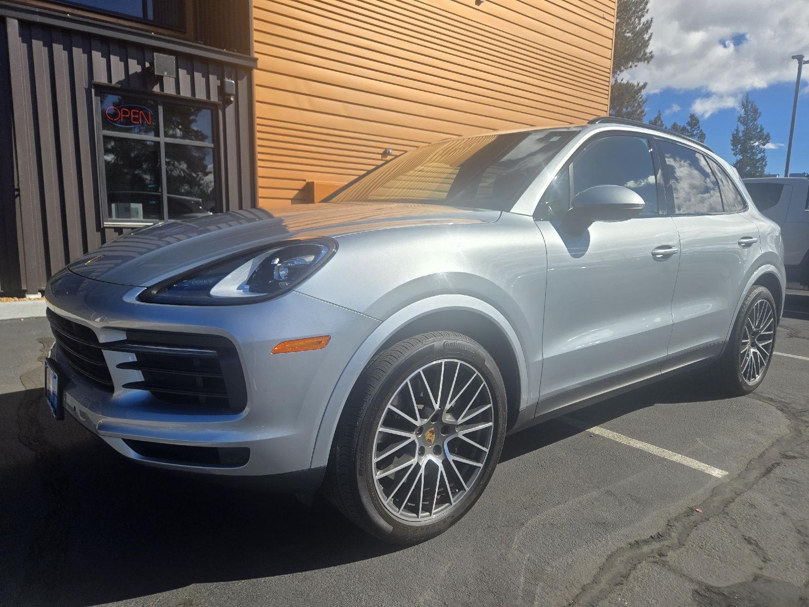 Dolomite Silver Metallic 2021 Porsche Cayenne SUV / Crossover All-Wheel Drive Automatic