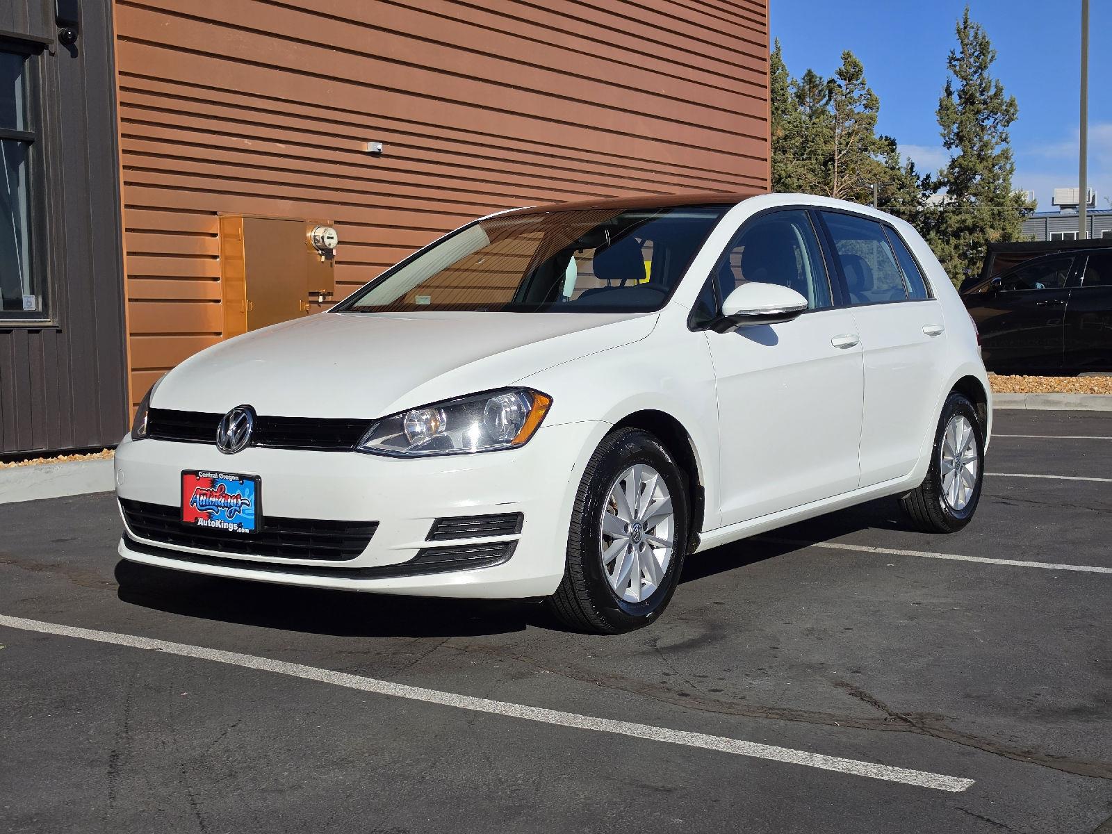 2016 Volkswagen Golf Hatchback Front-Wheel Drive Automatic
