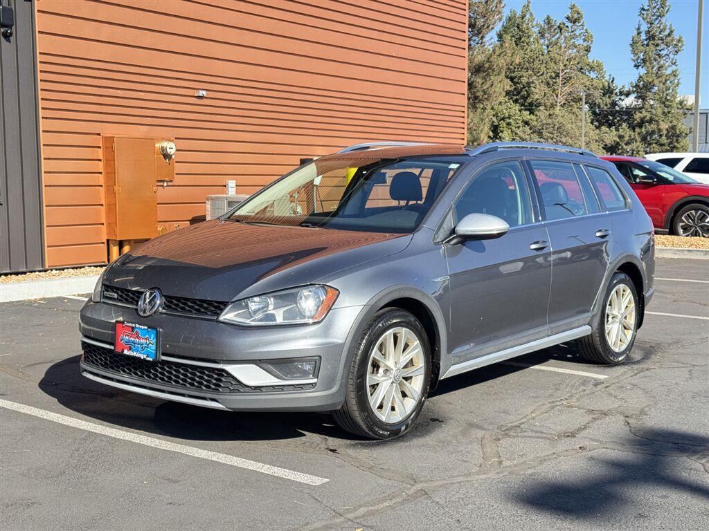 Platinum Gray Metallic 2017 Volkswagen Golf Alltrack Wagon All-Wheel Drive Automatic